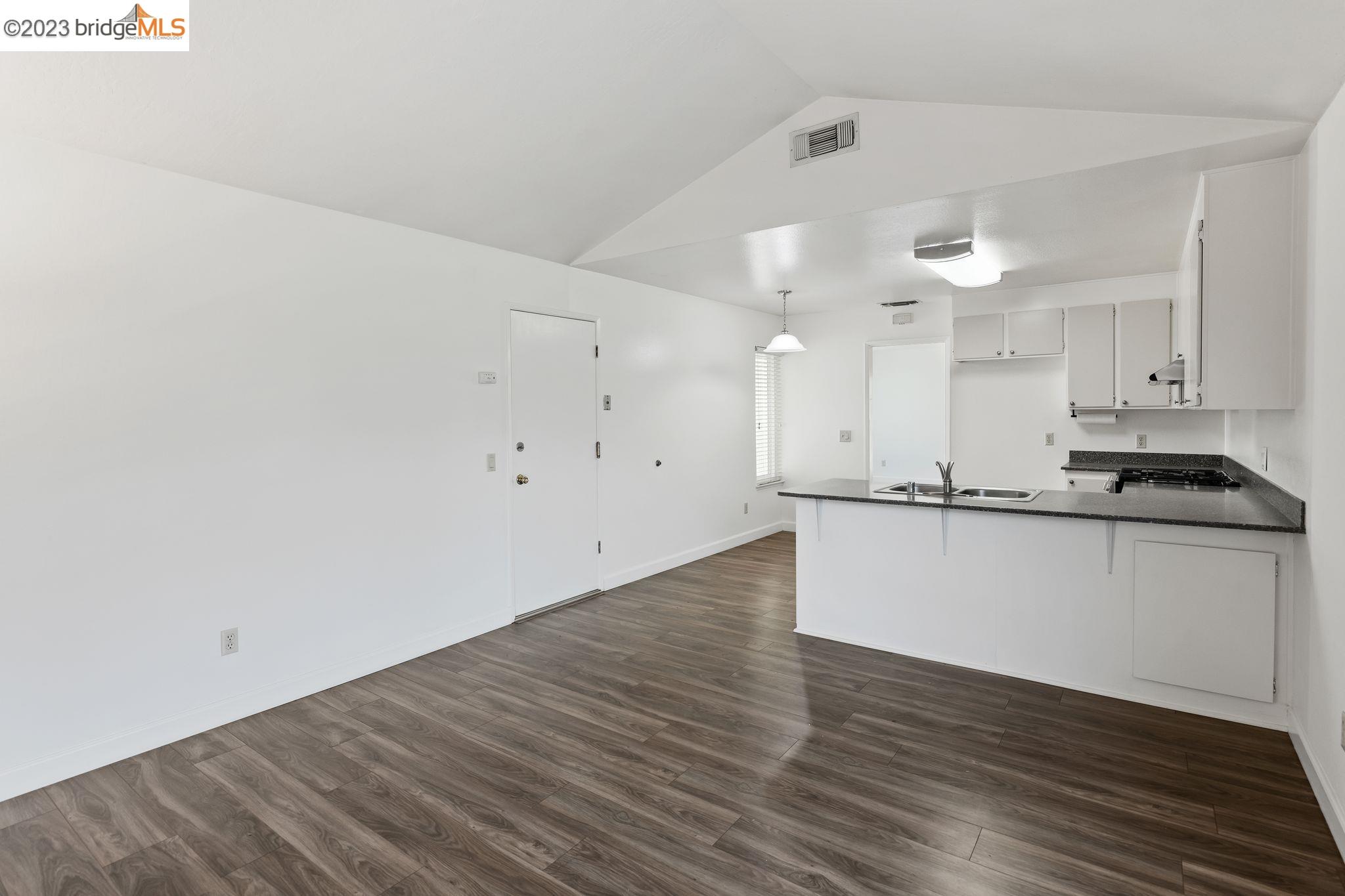 5616 Tupelo Dr
