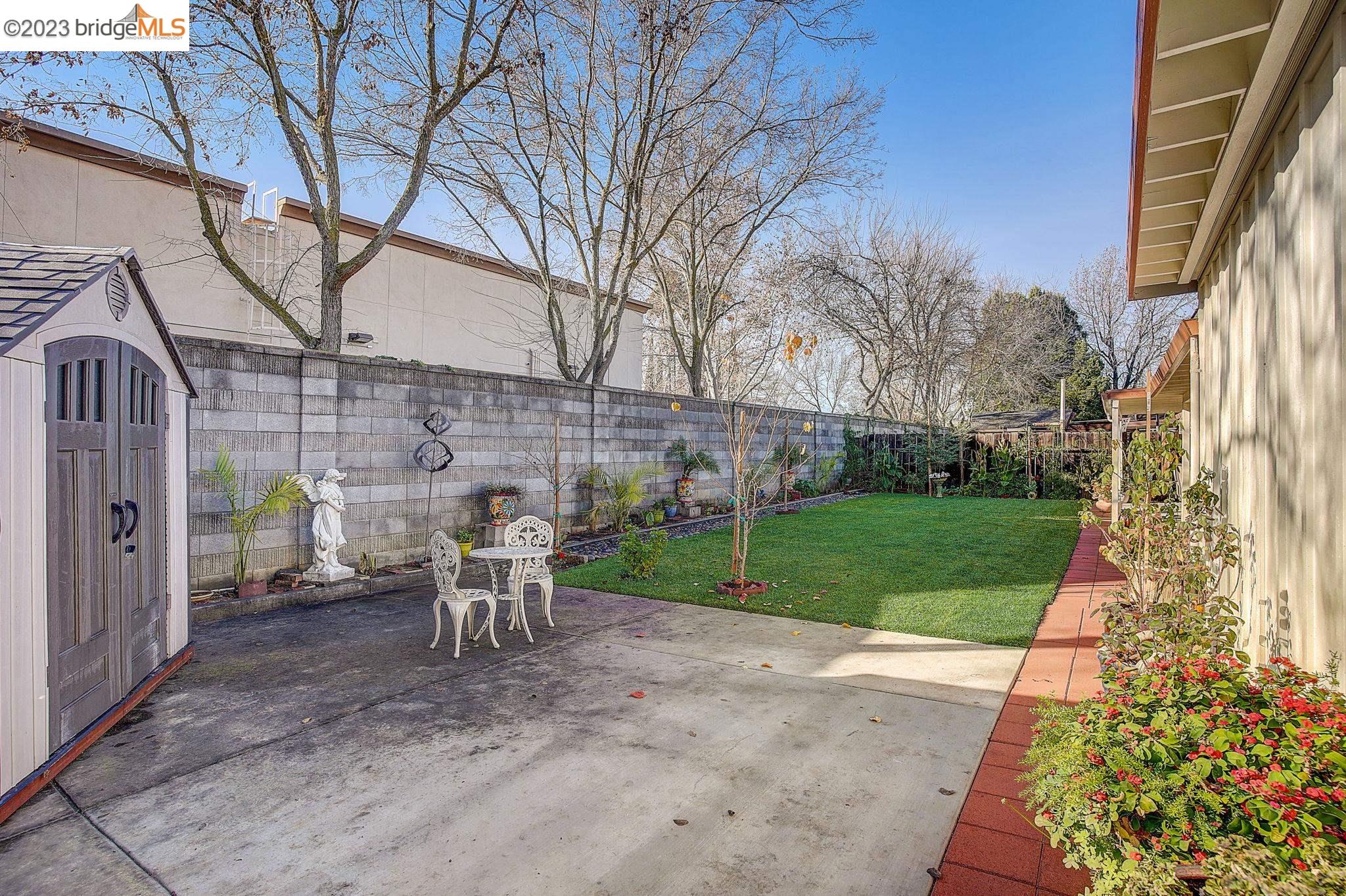 676 Southwood