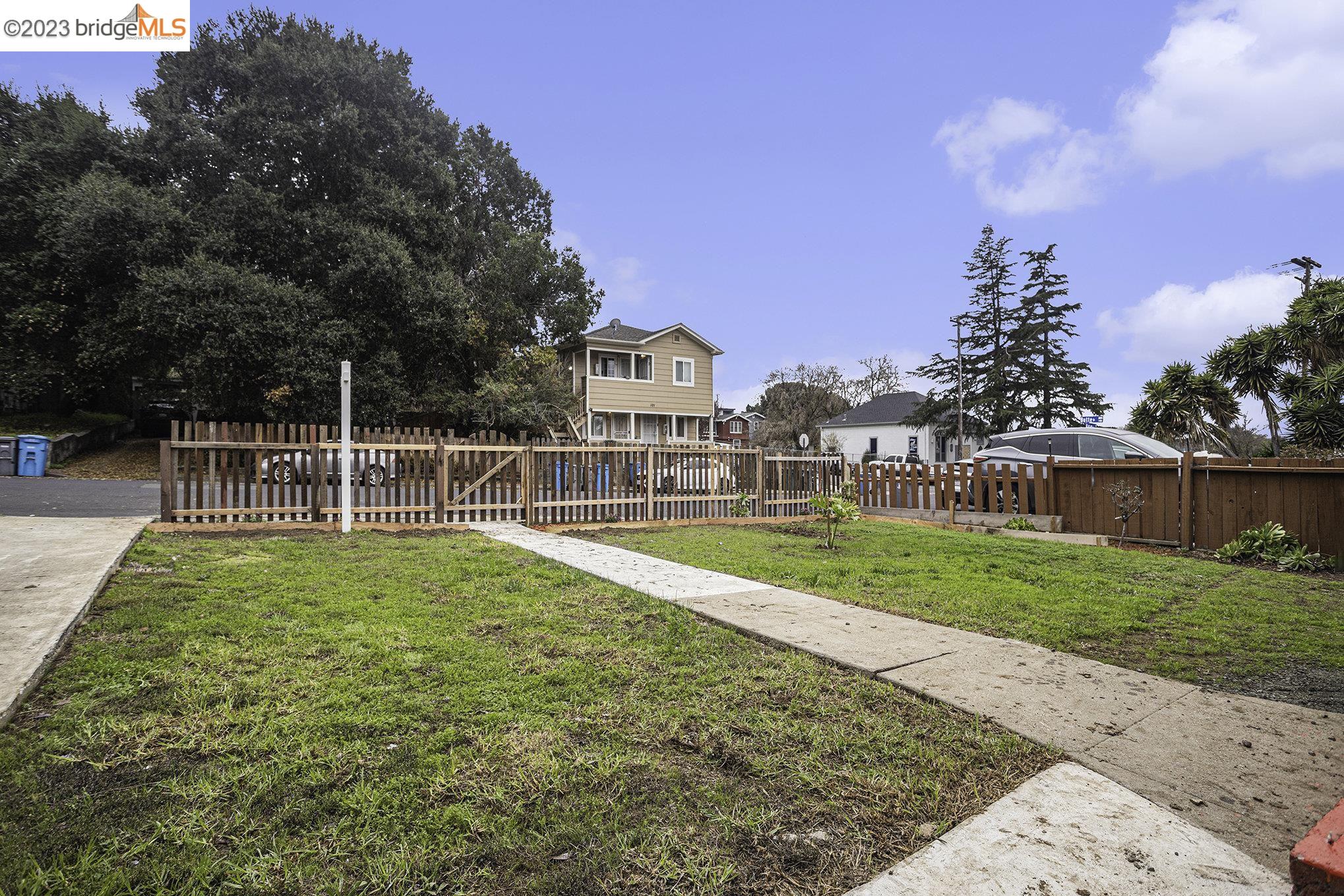 108 Alabama St