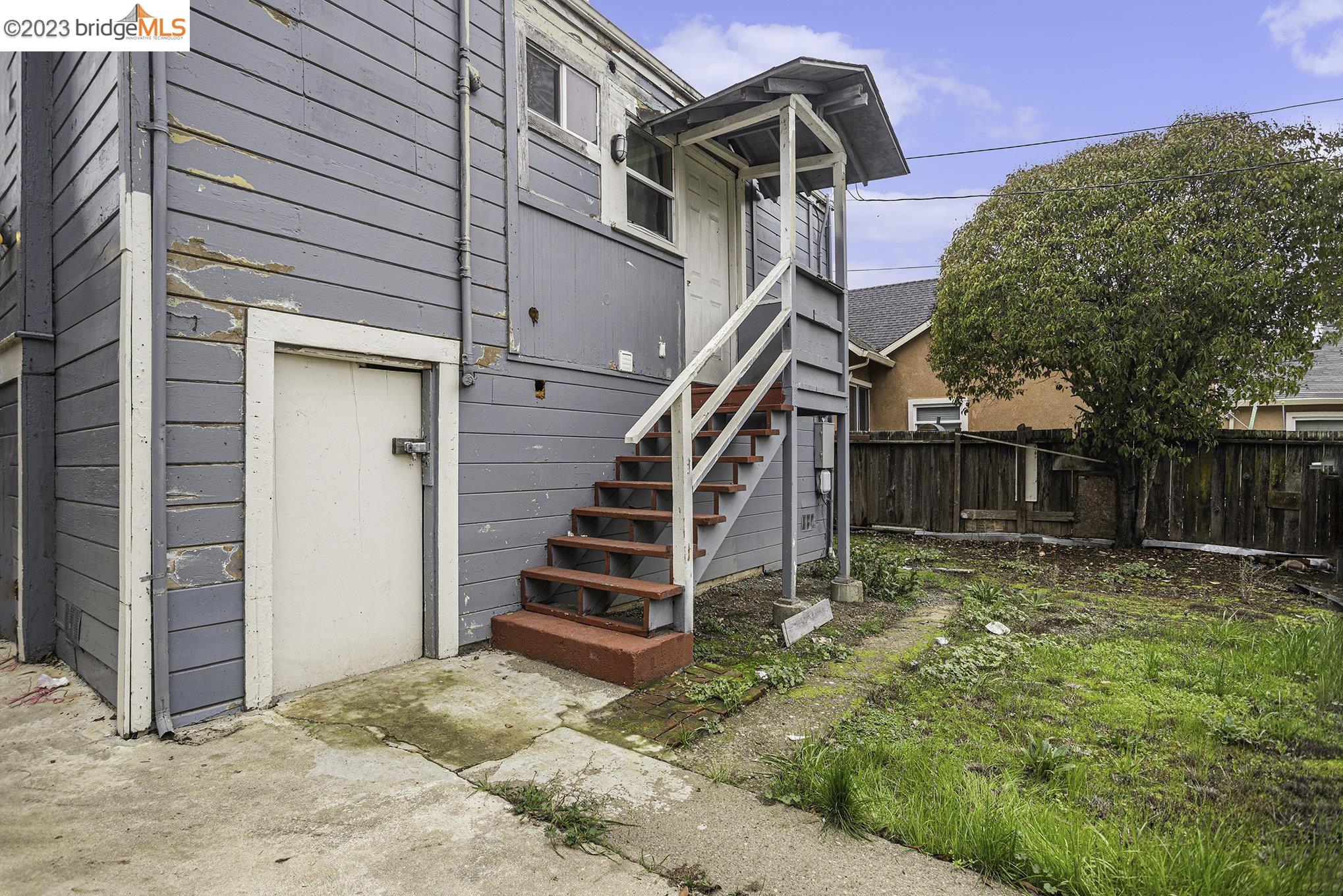 108 Alabama St