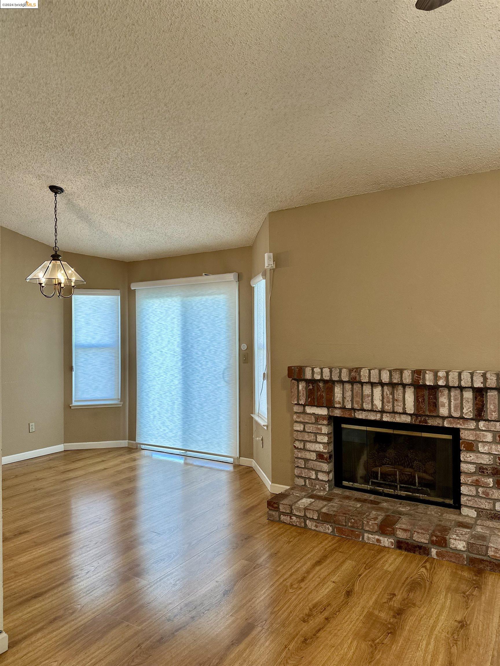 1794 Ponderosa Dr