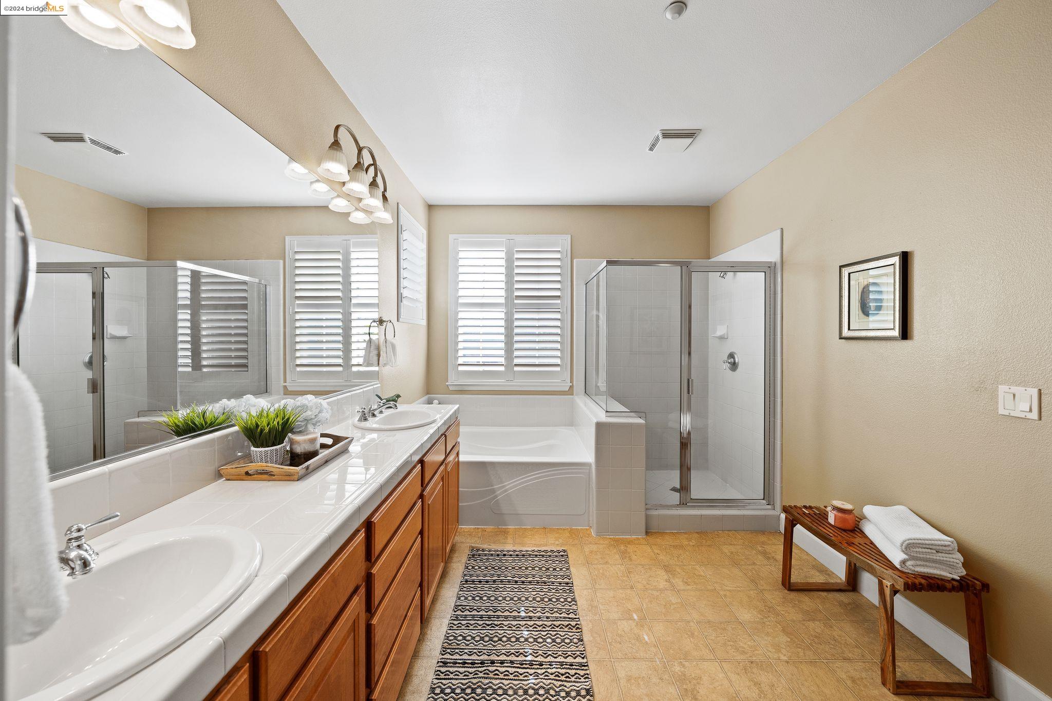 1929 Sofia Way