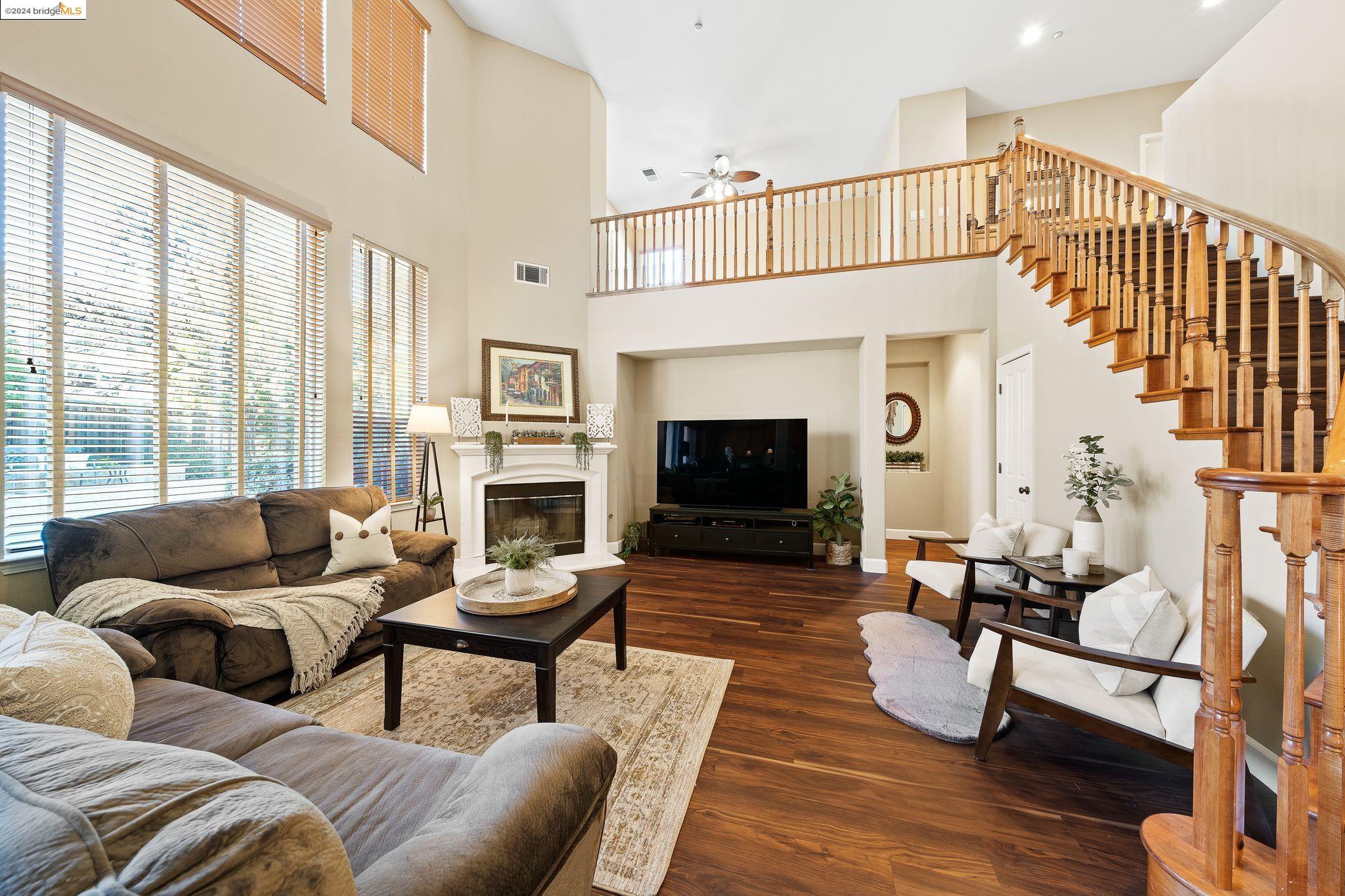 1929 Sofia Way