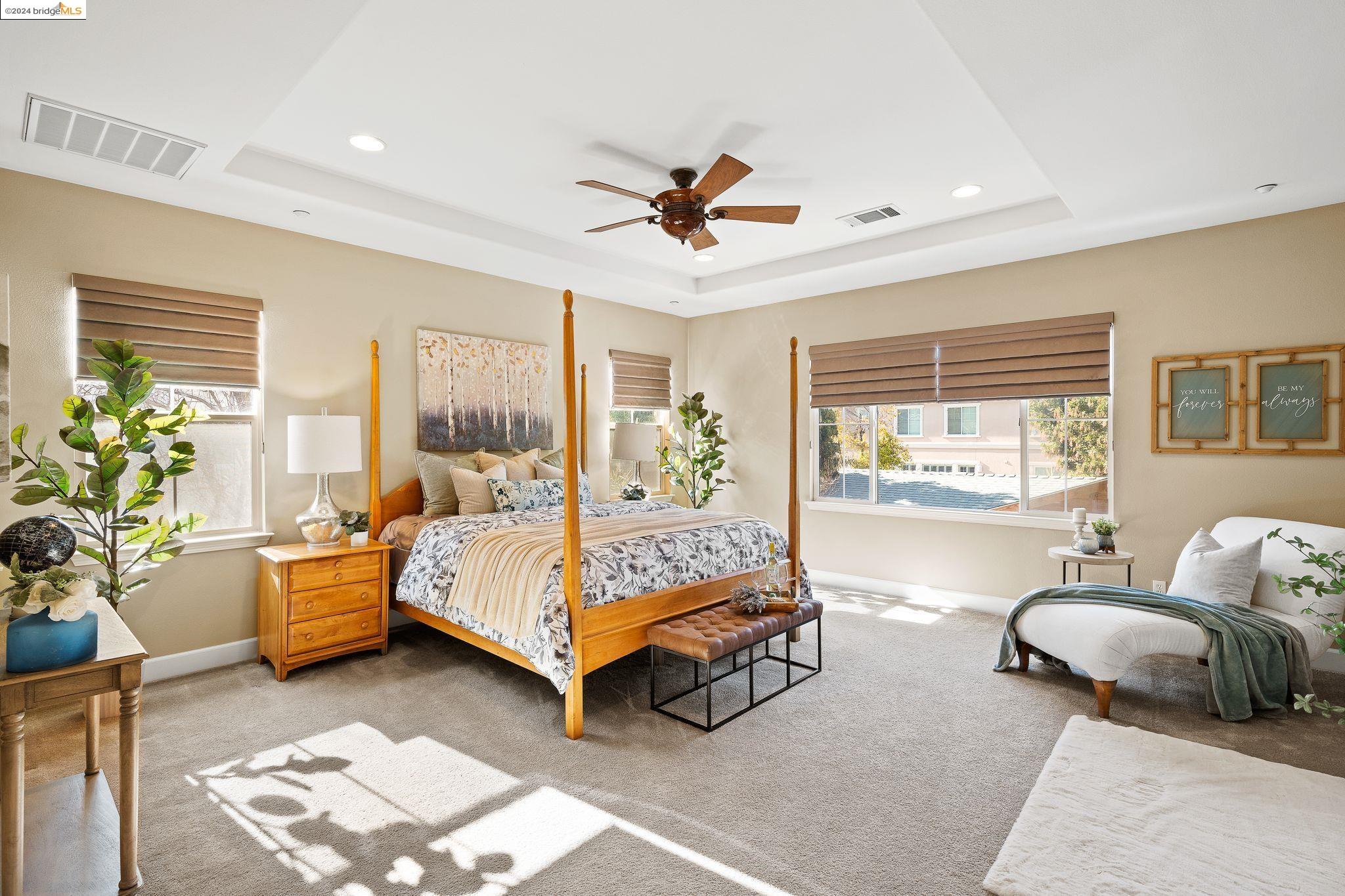 1929 Sofia Way