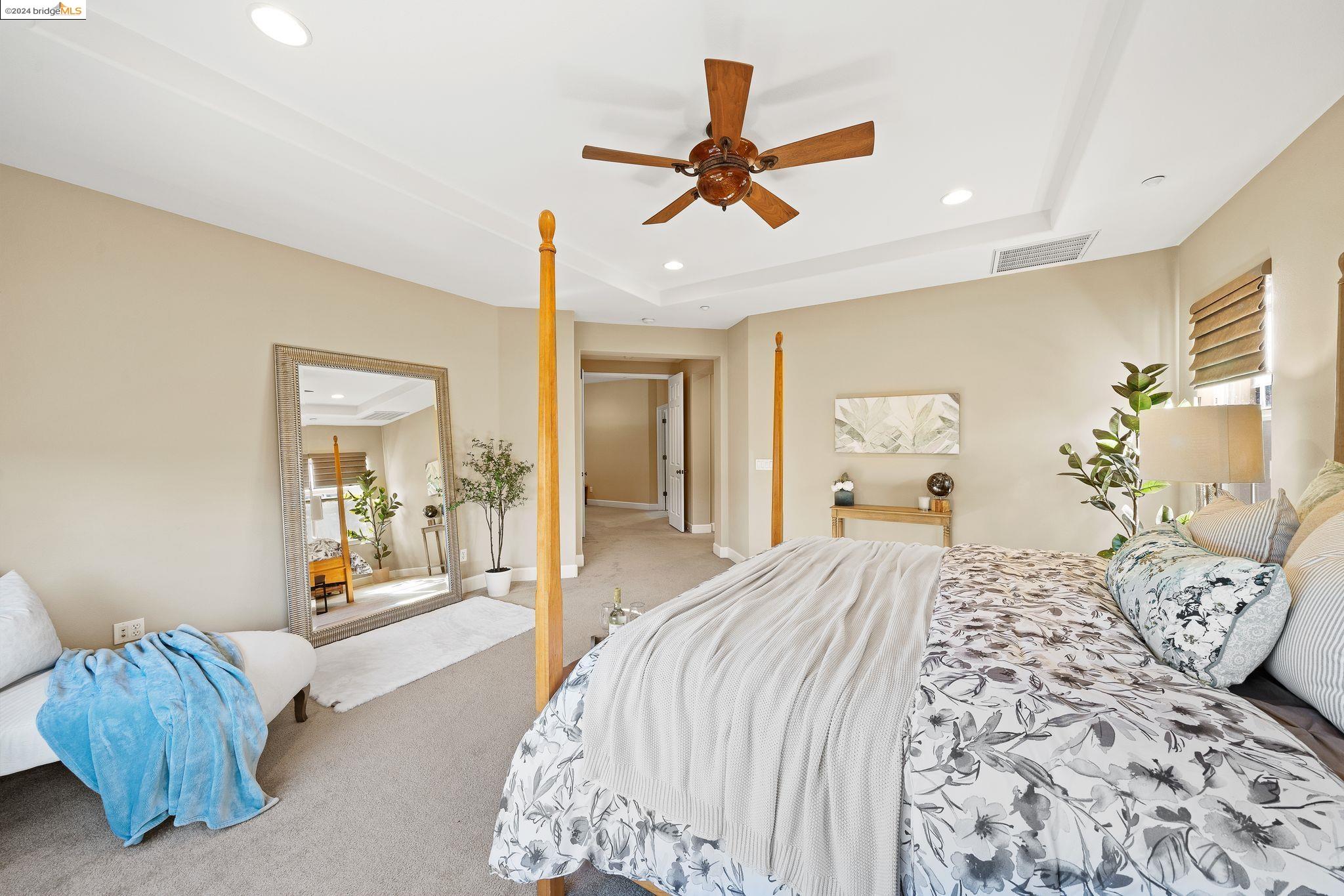 1929 Sofia Way