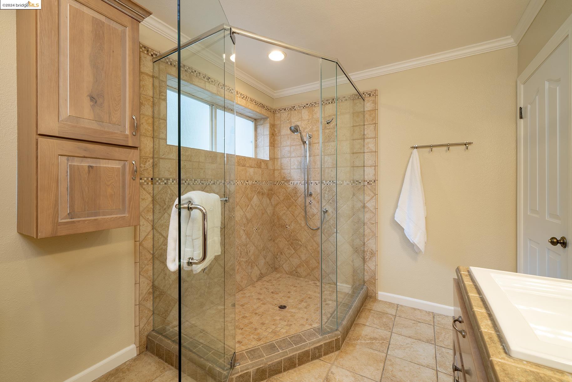 7057 Shirley Dr
