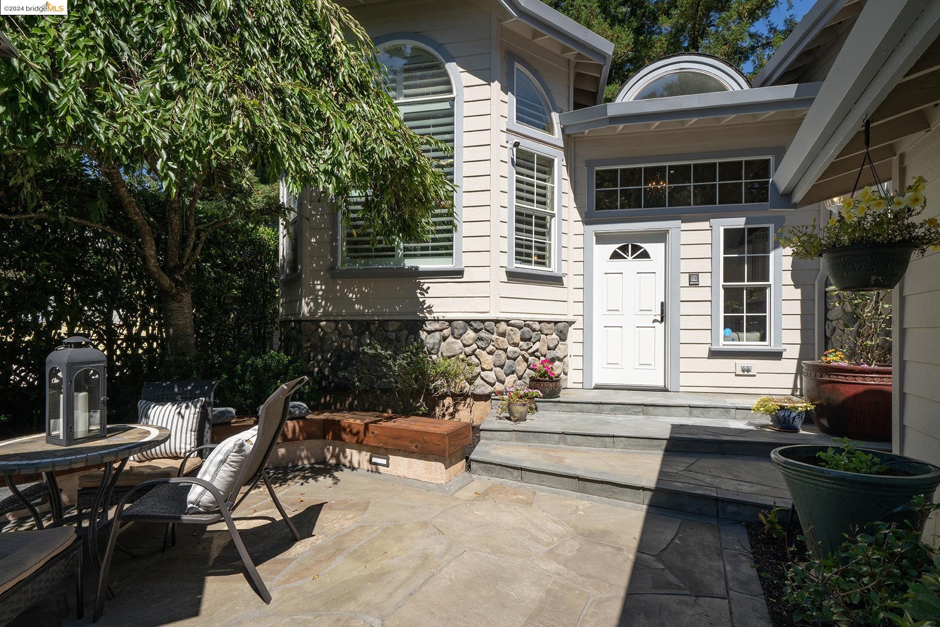 7057 Shirley Dr