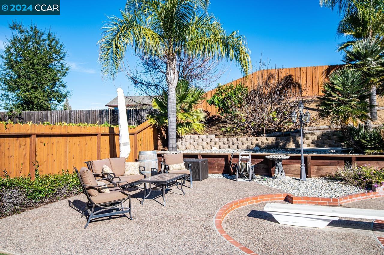 2926 Bluebell Cir