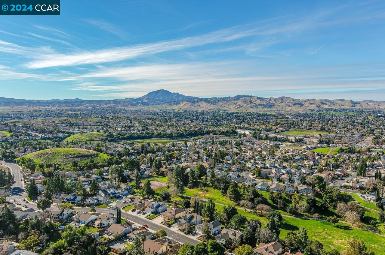 2926 Bluebell Cir