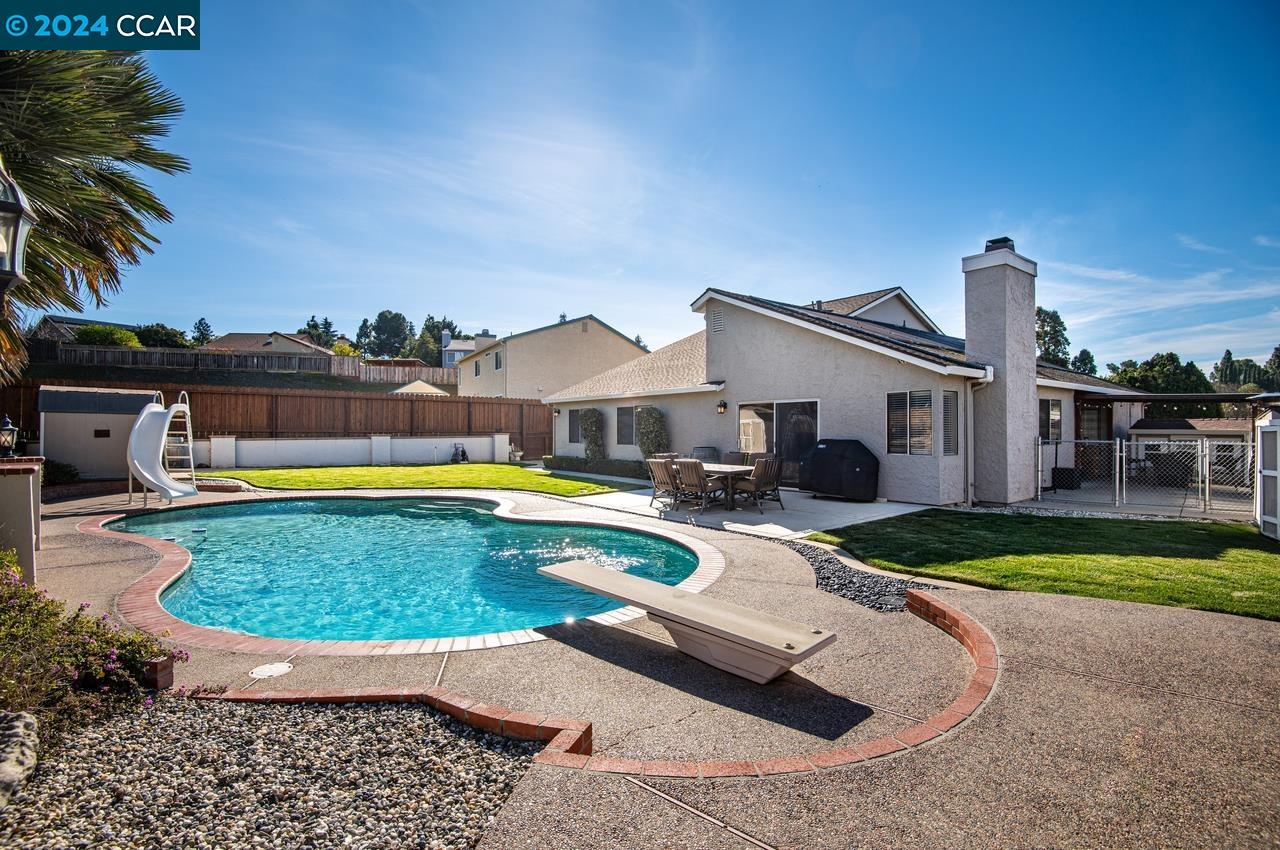 2926 Bluebell Cir