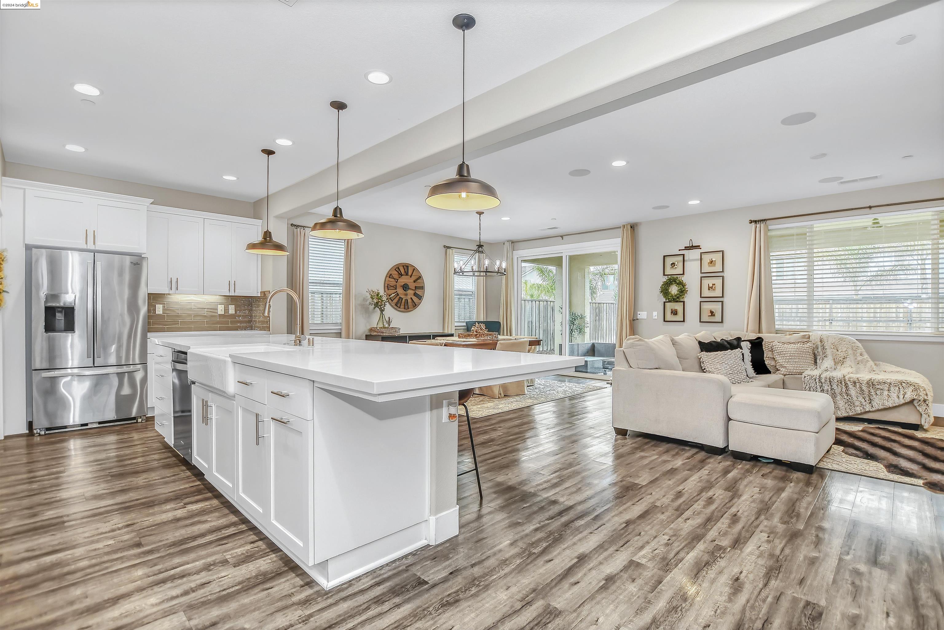 9527 Pescadero Cir