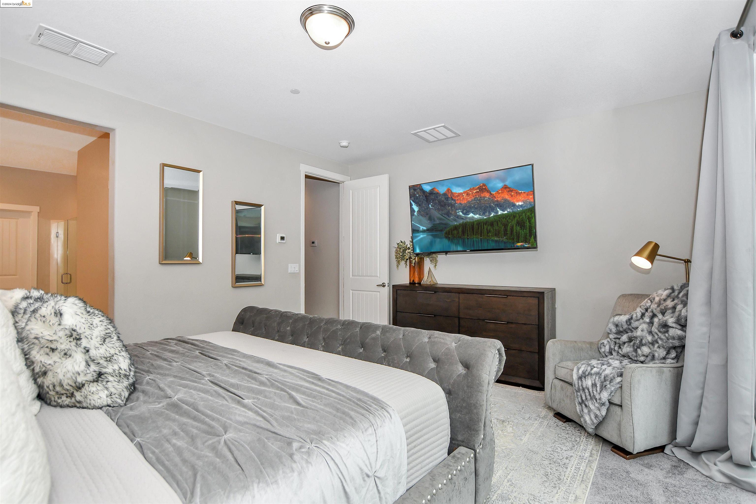 9527 Pescadero Cir