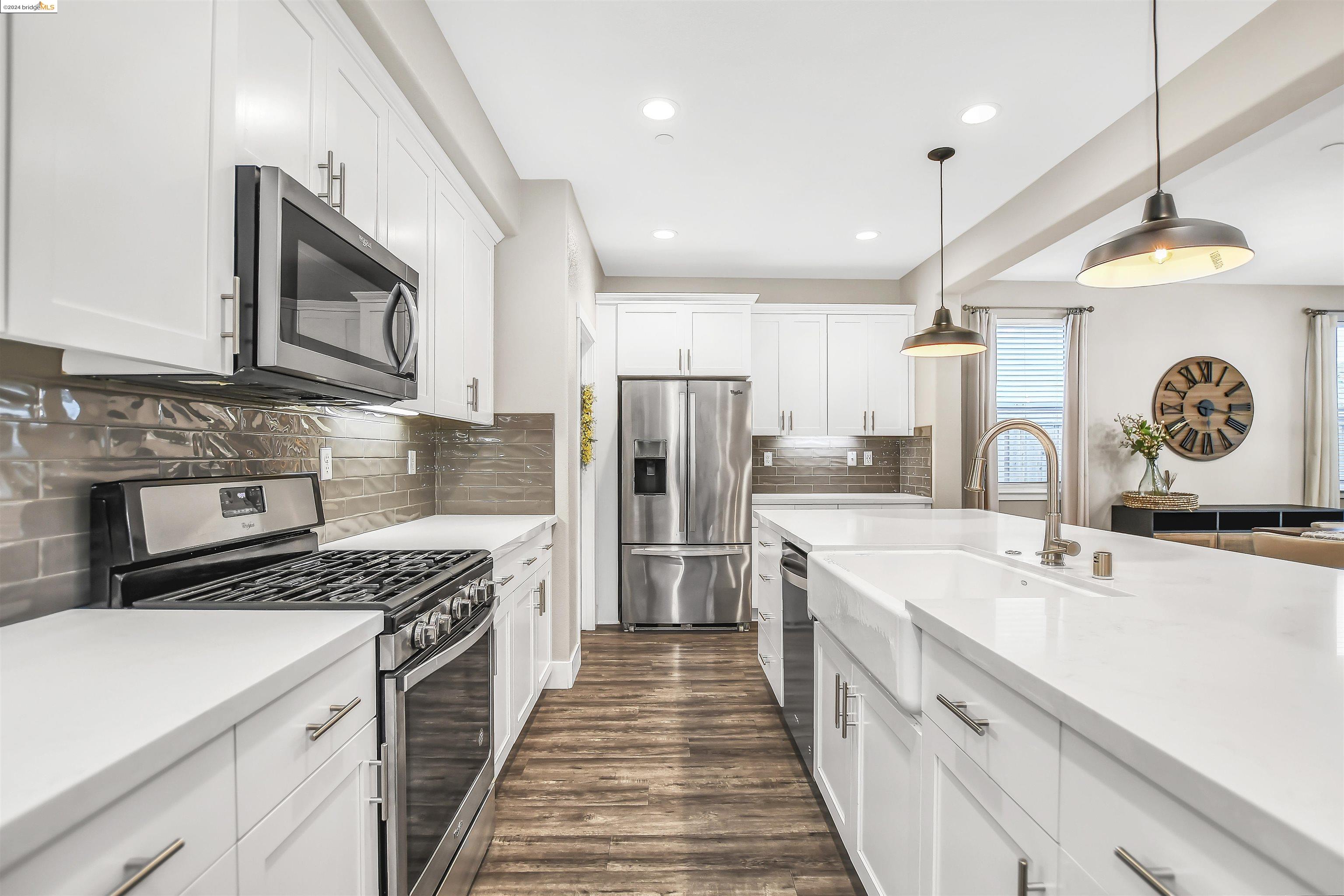 9527 Pescadero Cir