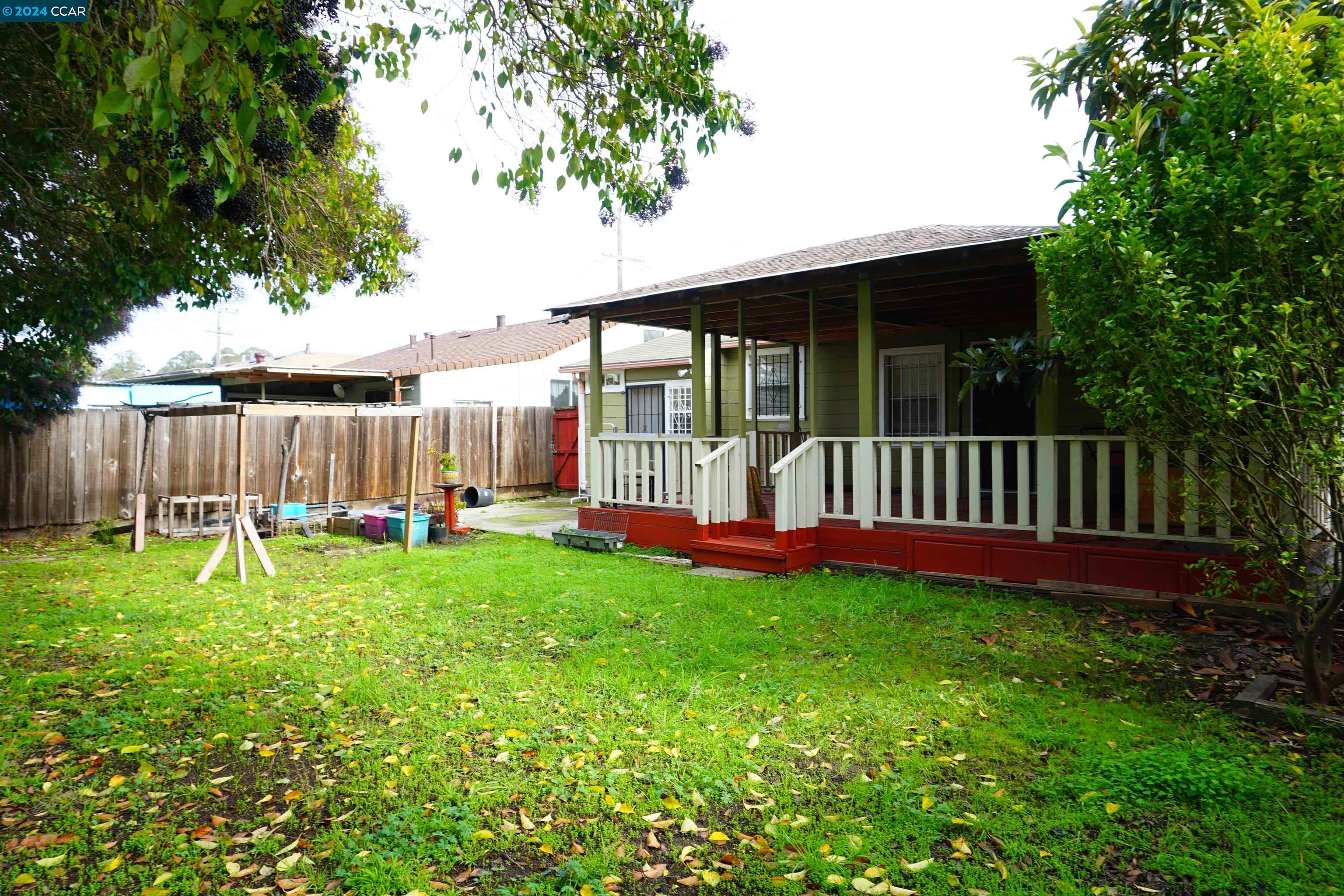 2425 Greenwood Drive