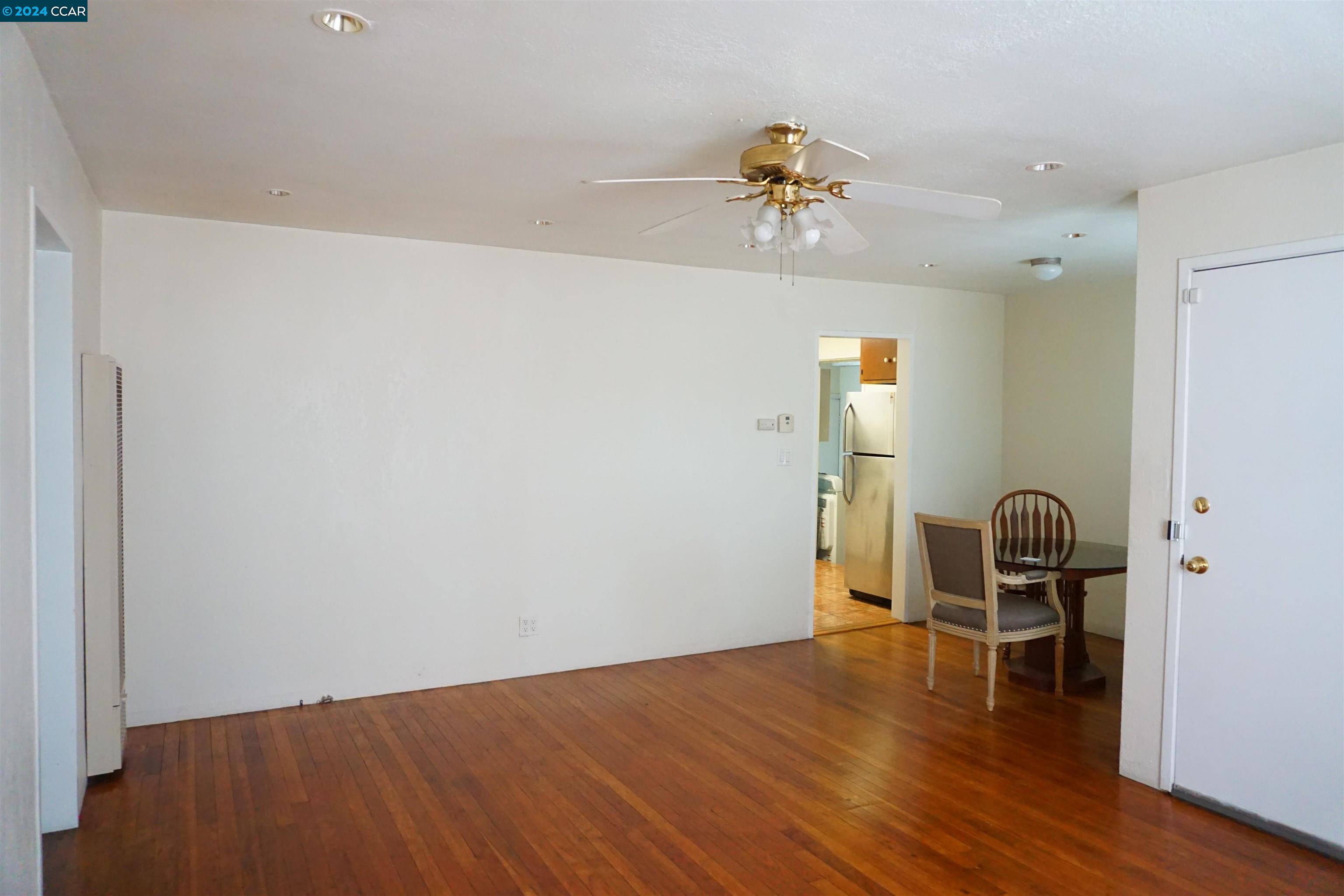 2425 Greenwood Drive