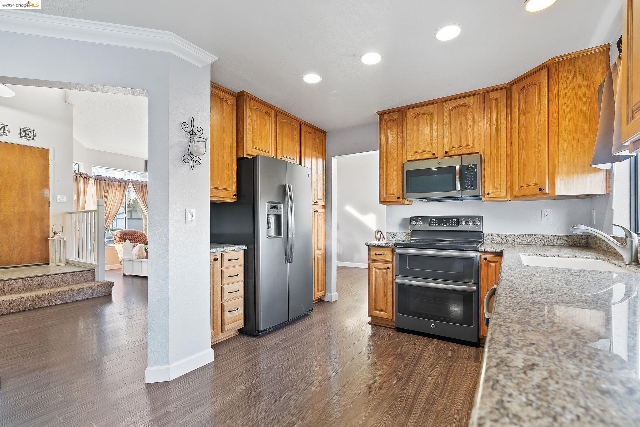 160 Mesquite Ct