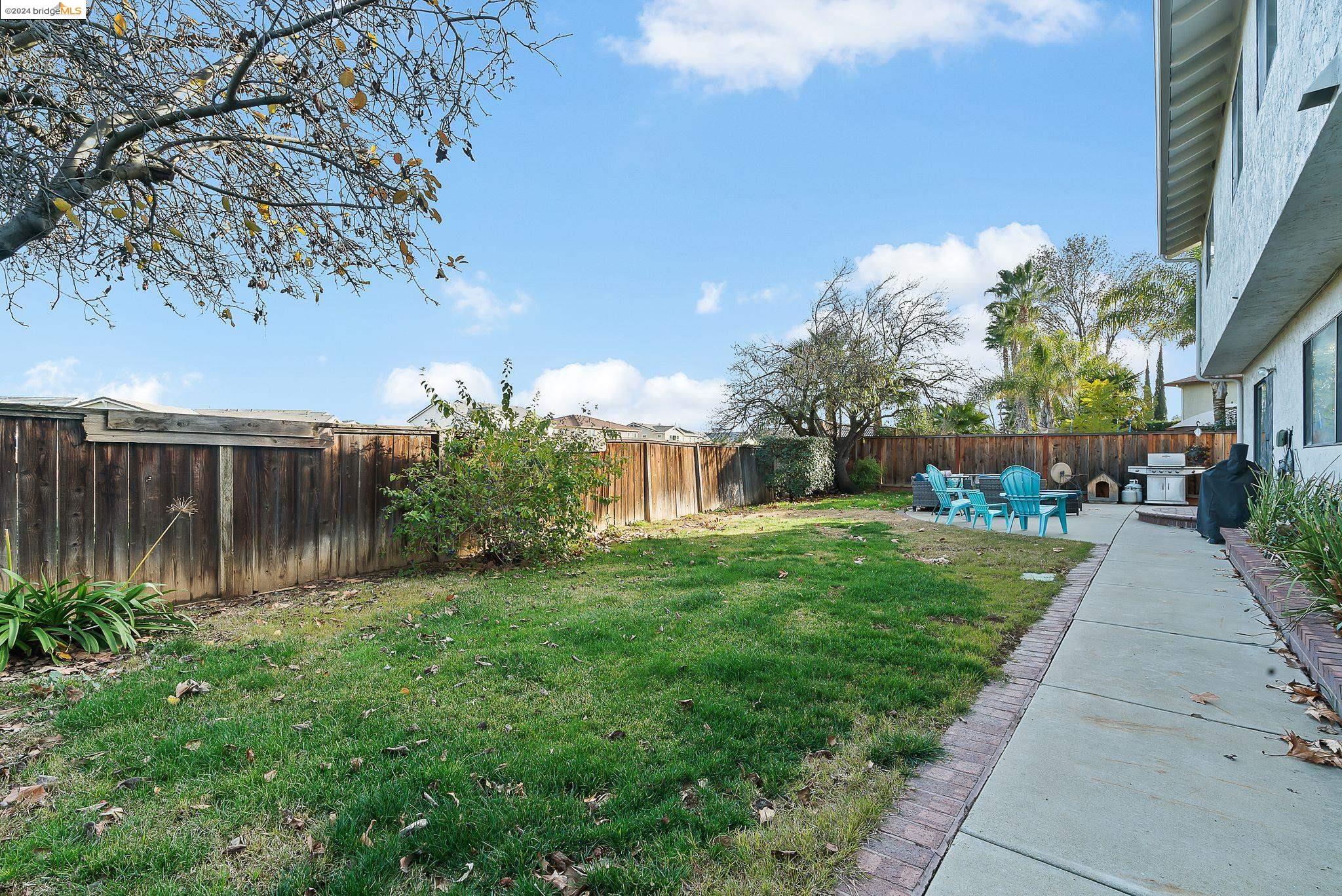 160 Mesquite Ct