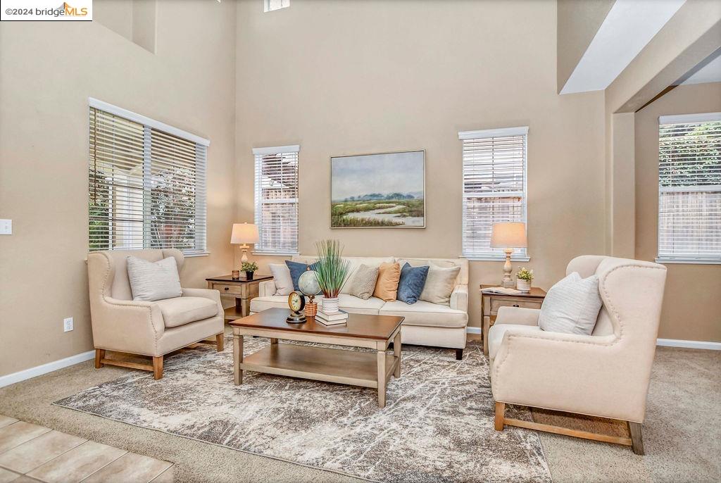 2311 Colonial Ct