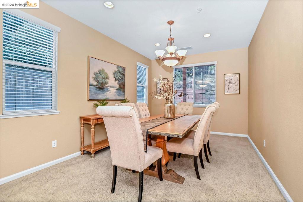 2311 Colonial Ct