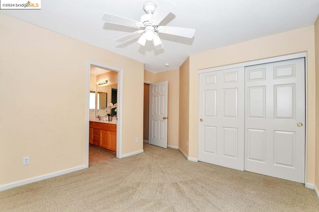 2311 Colonial Ct