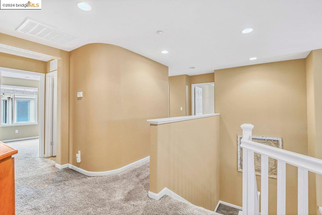 2311 Colonial Ct
