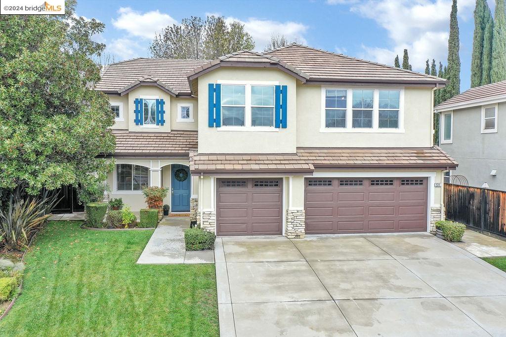 2311 Colonial Ct