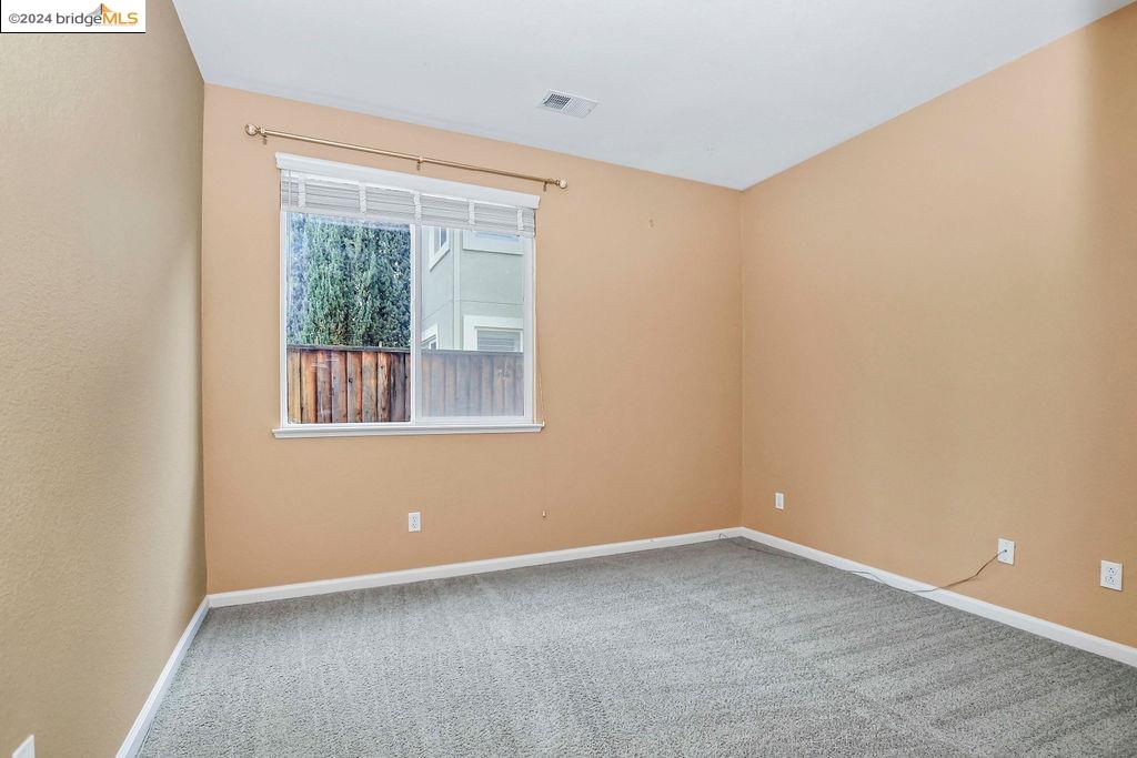 2311 Colonial Ct