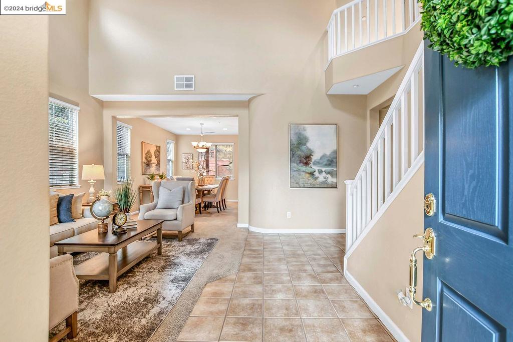 2311 Colonial Ct