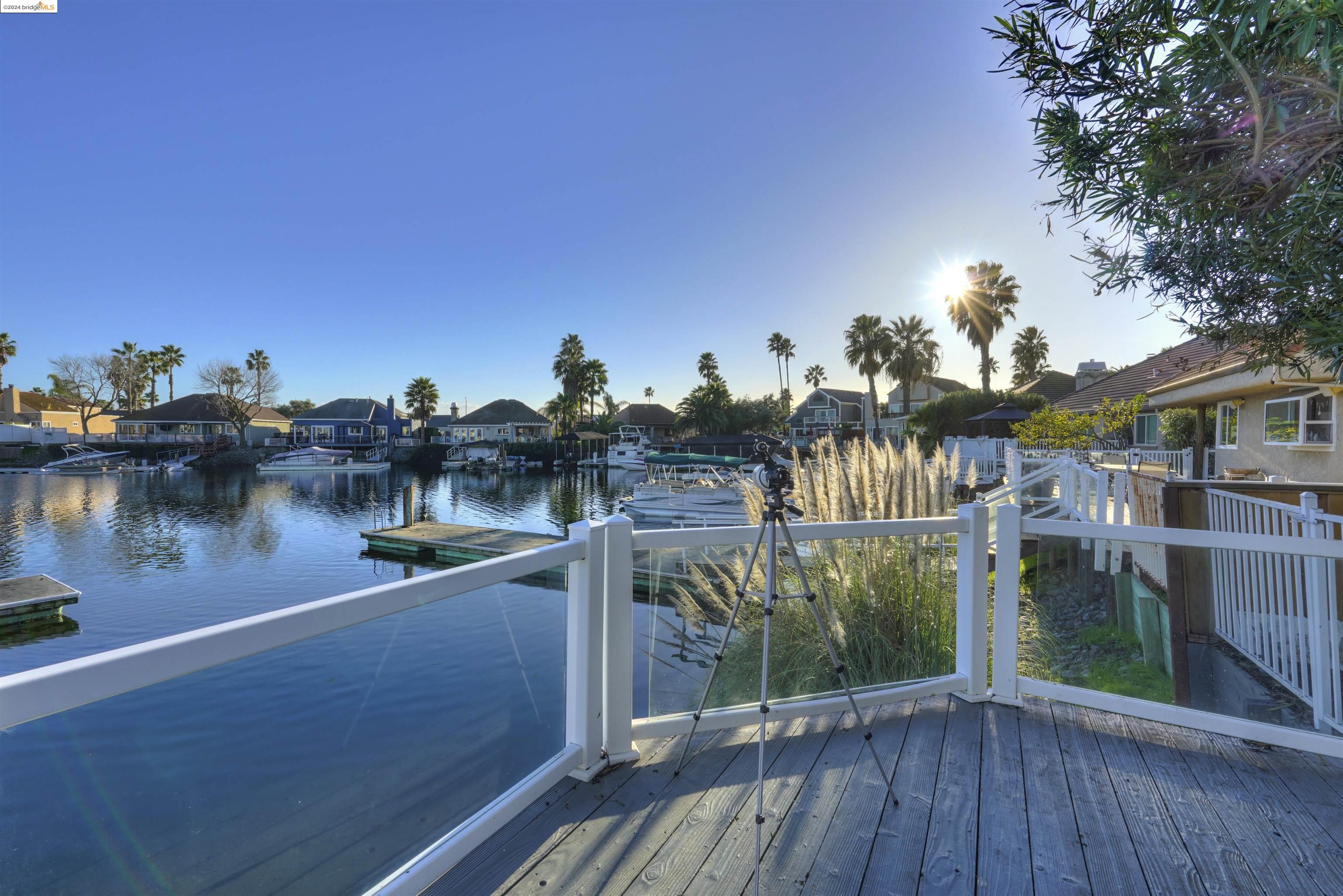 1741 Surfside Pl