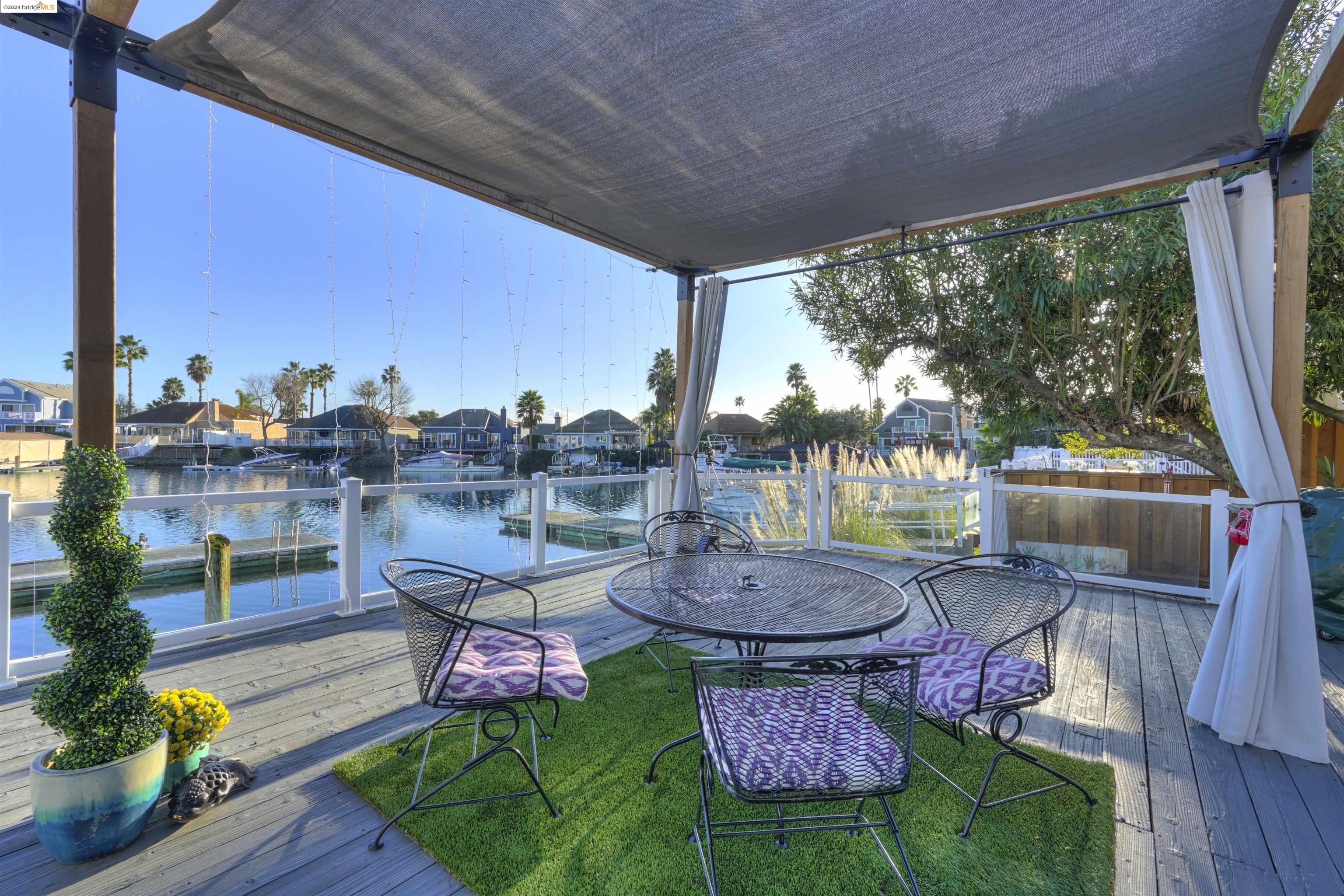1741 Surfside Pl