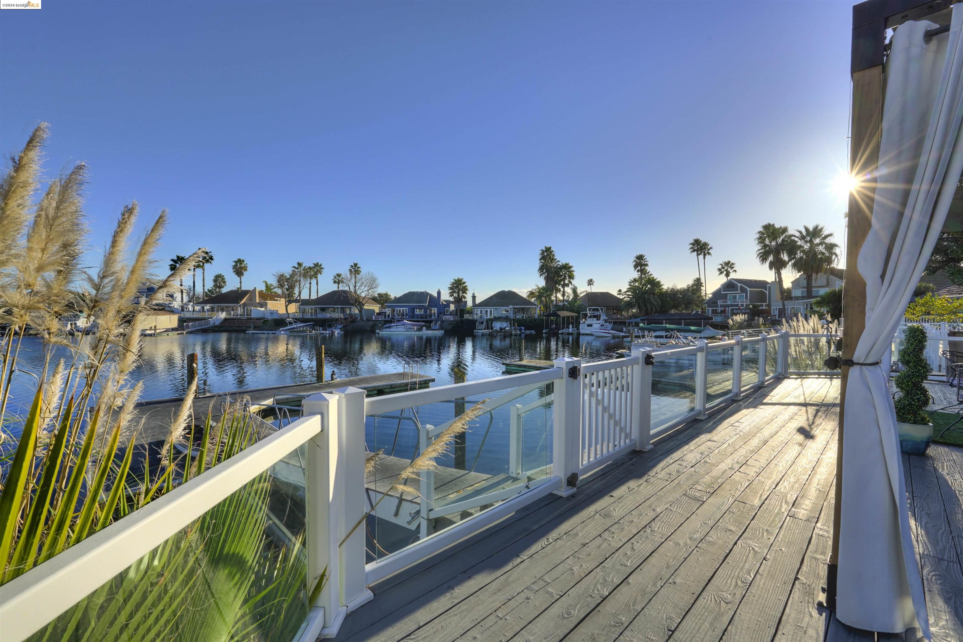 1741 Surfside Pl