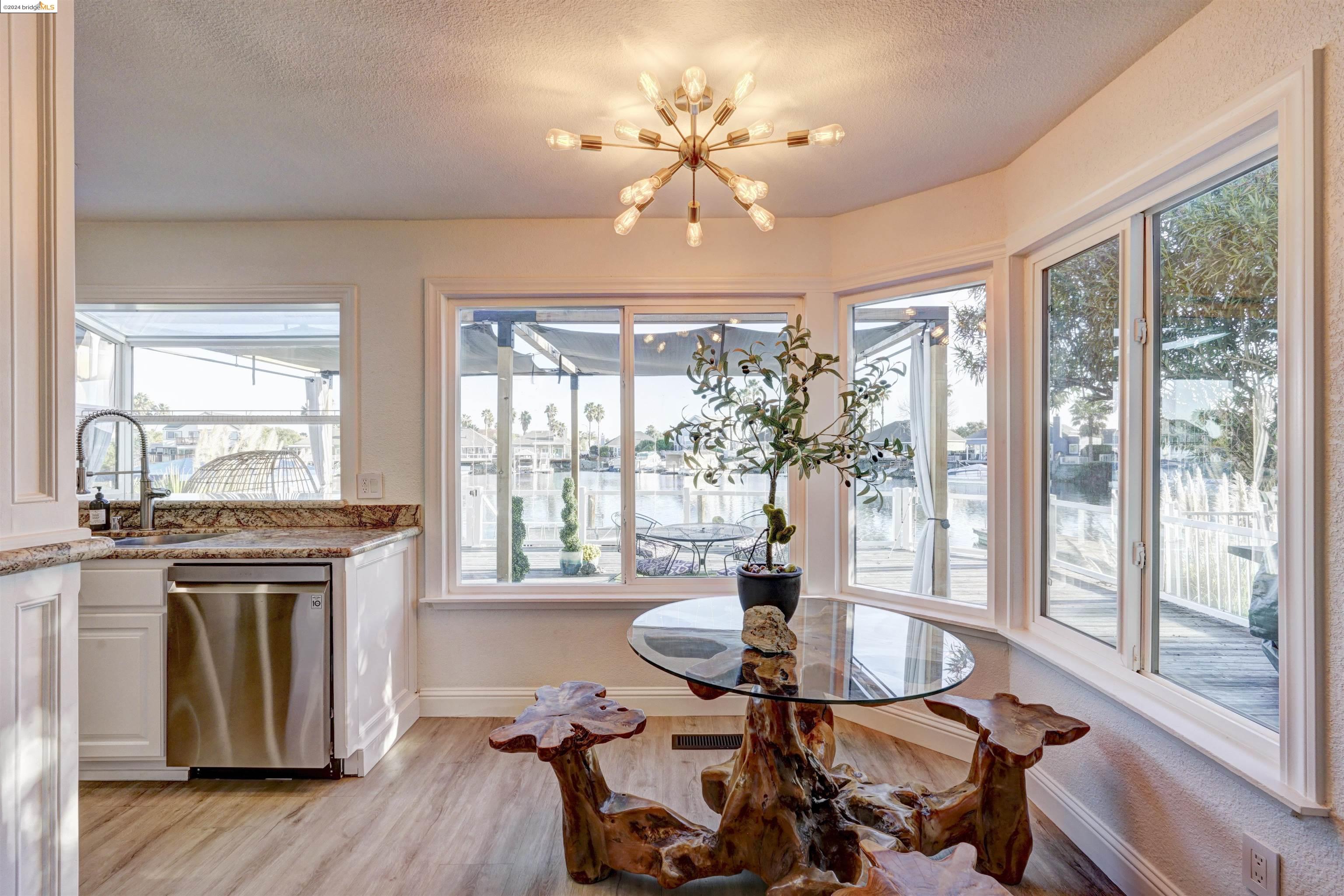 1741 Surfside Pl