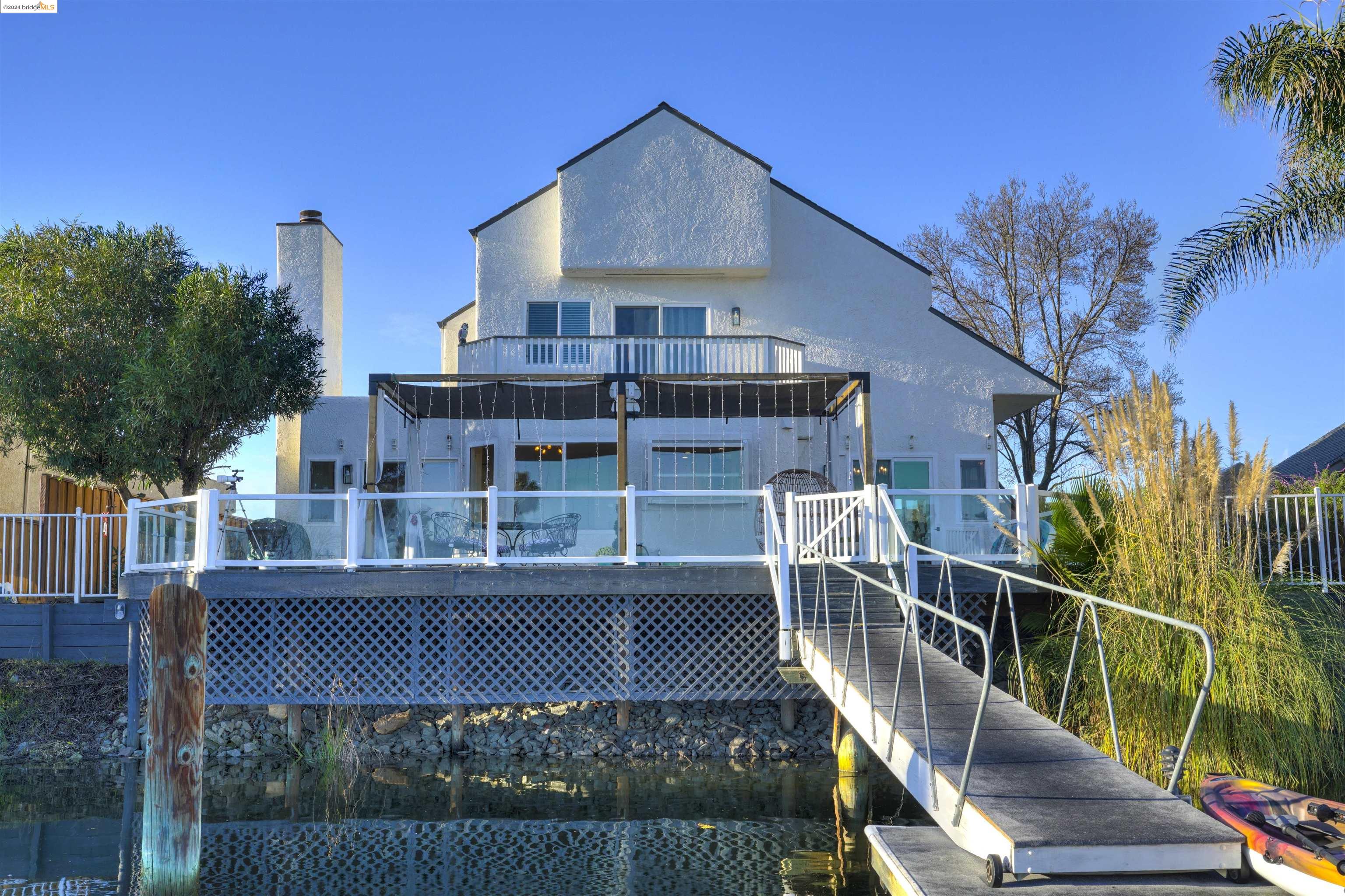 1741 Surfside Pl