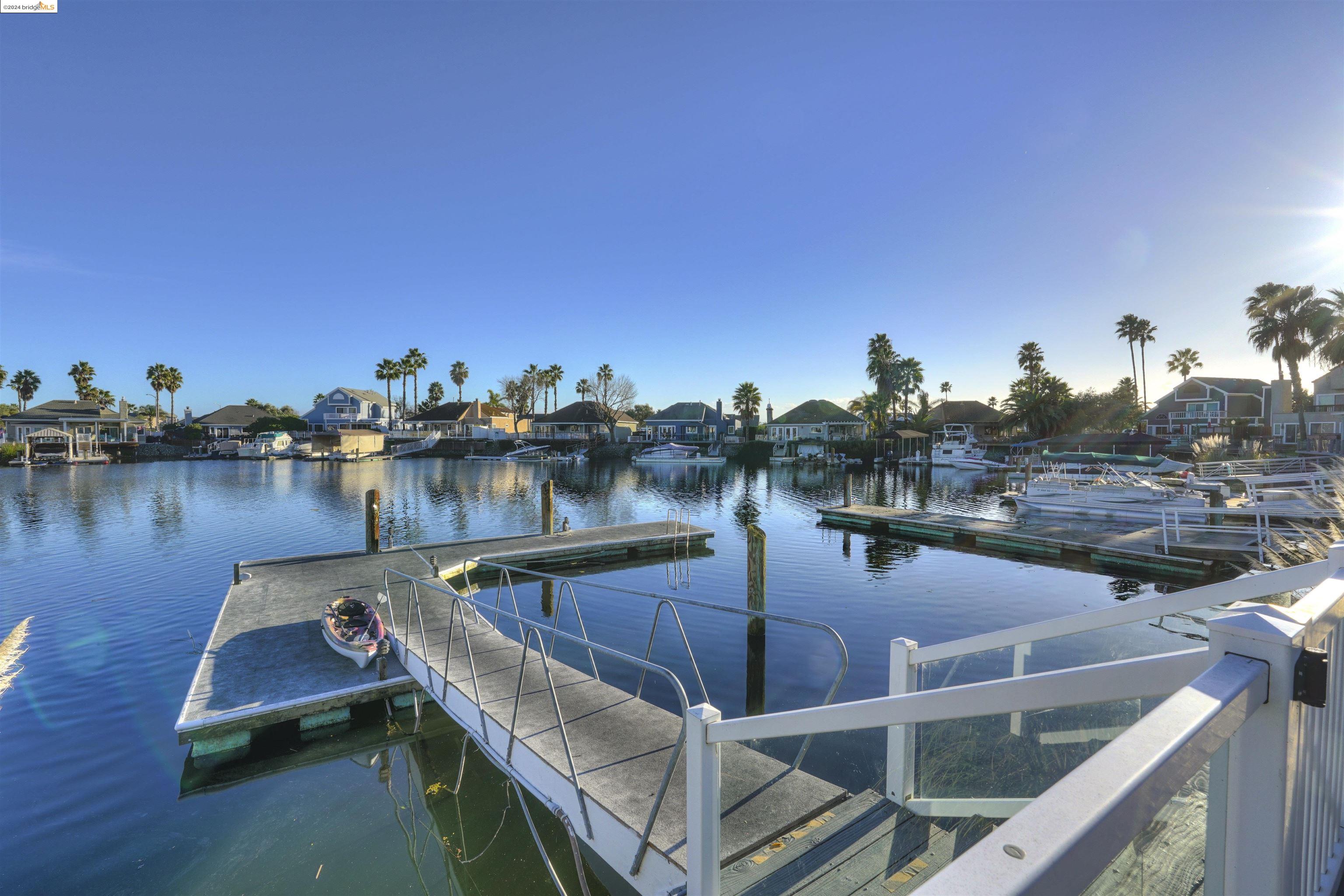 1741 Surfside Pl