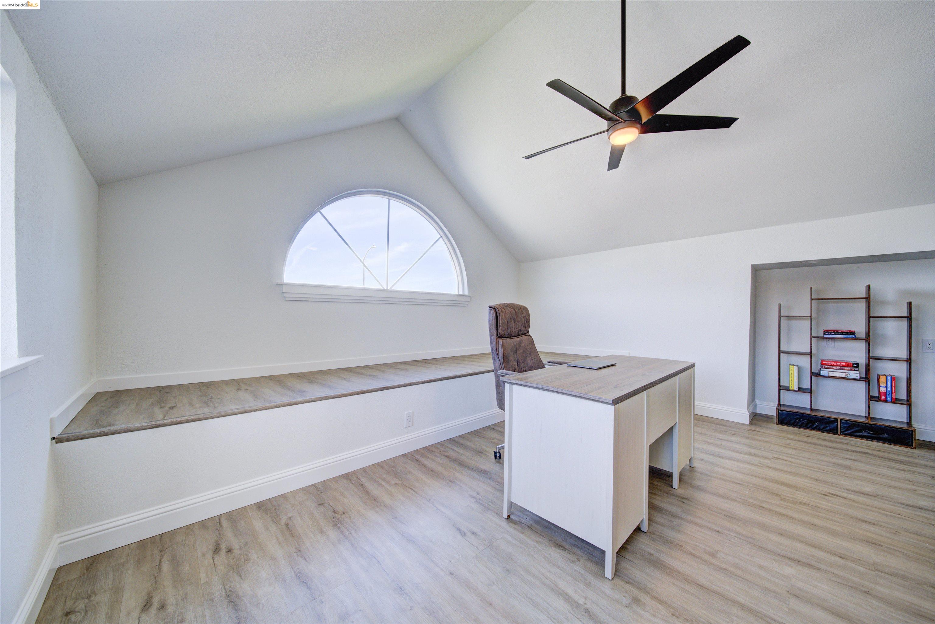 1741 Surfside Pl
