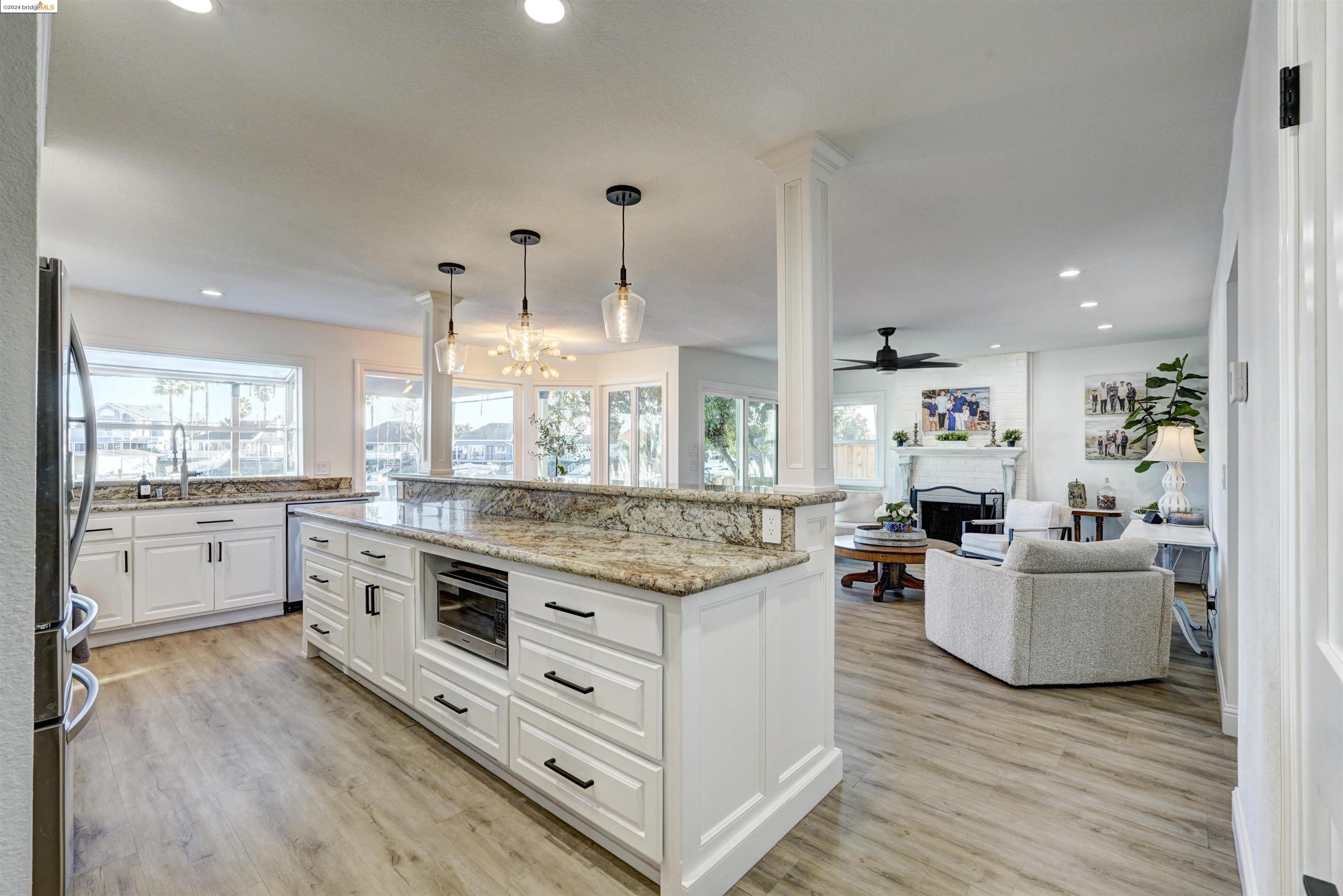 1741 Surfside Pl
