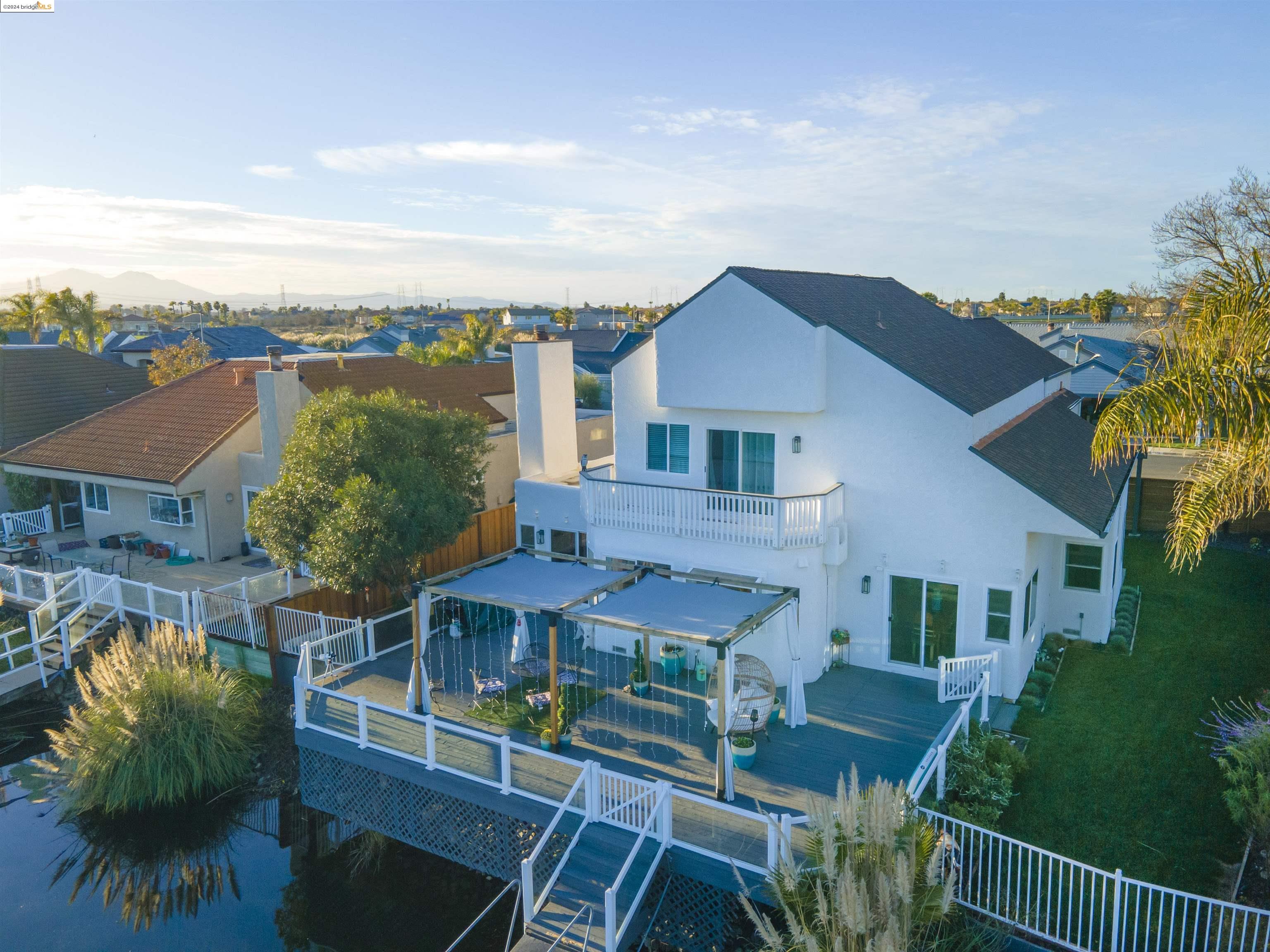 1741 Surfside Pl