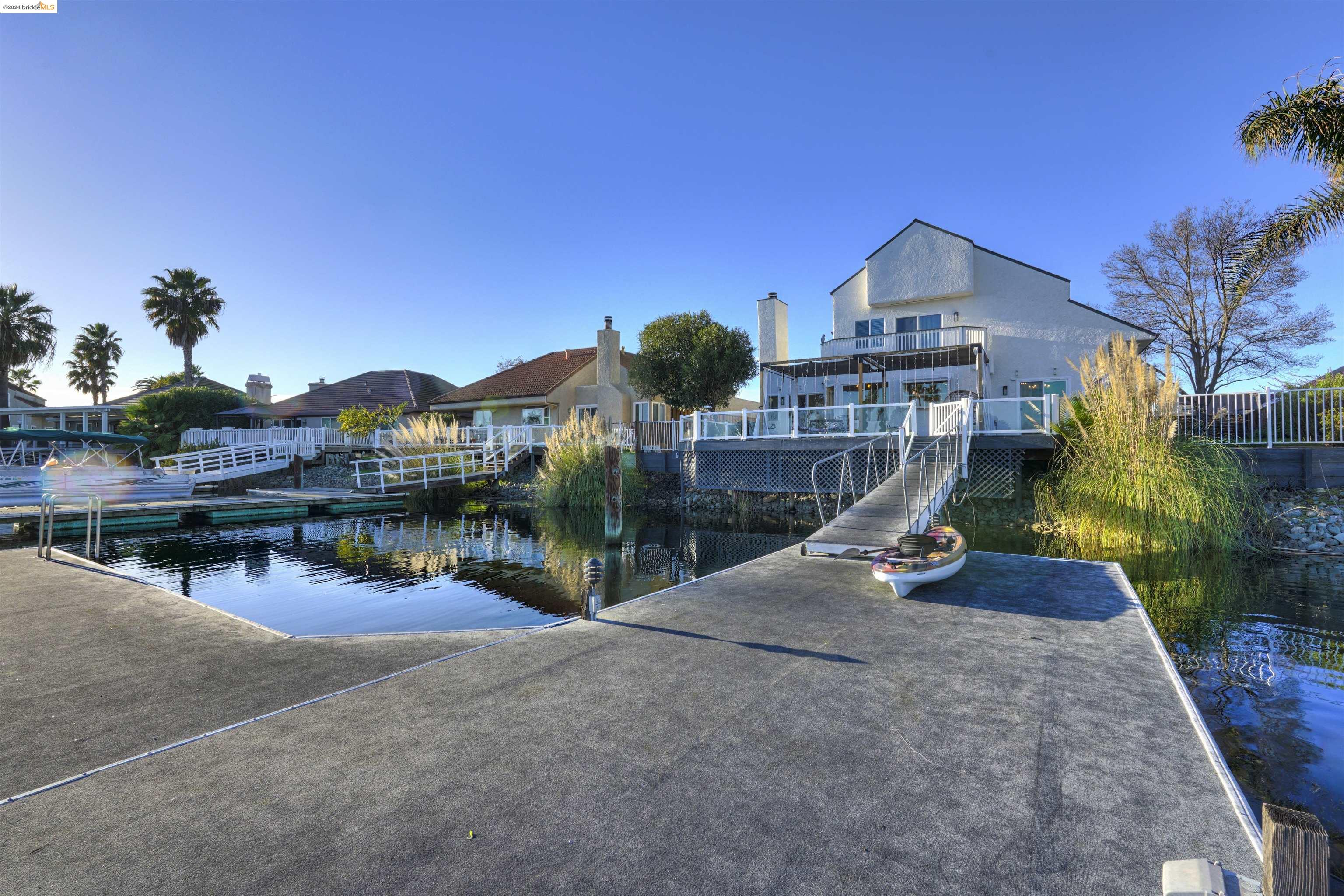 1741 Surfside Pl