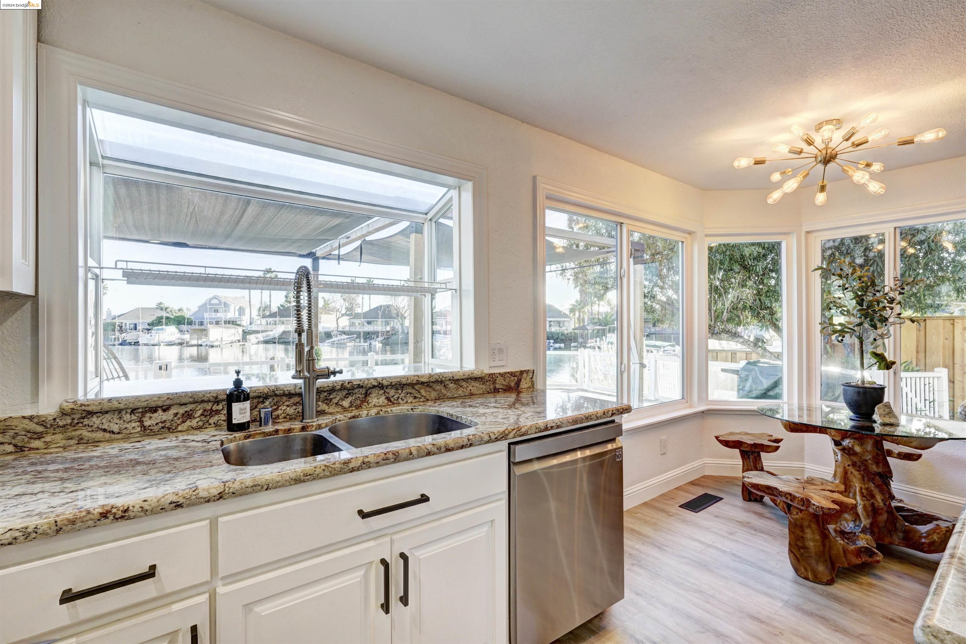 1741 Surfside Pl