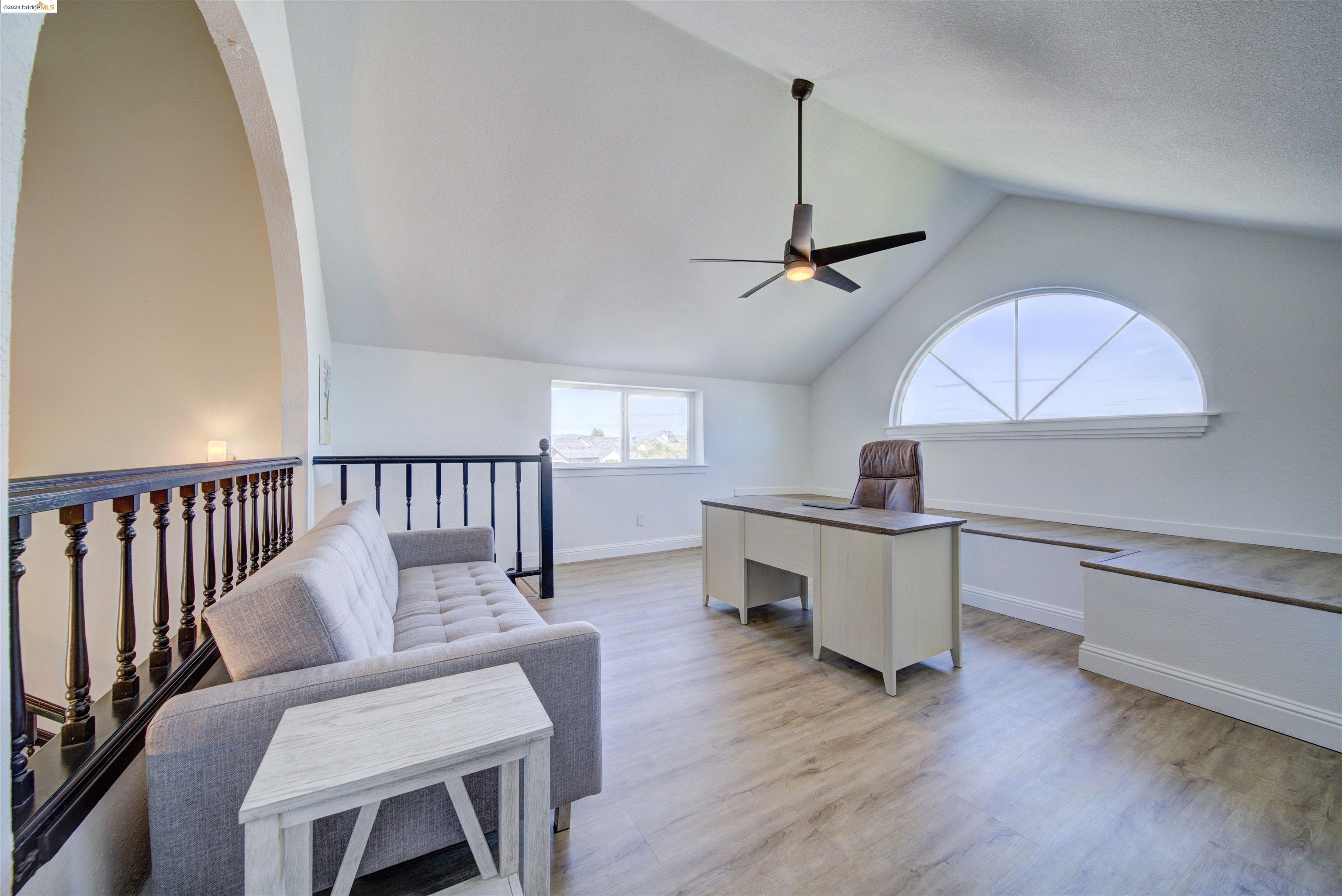 1741 Surfside Pl
