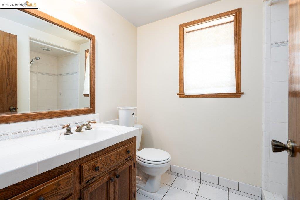25 Cristine Ln