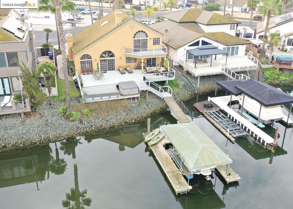 93 Shell Pl
