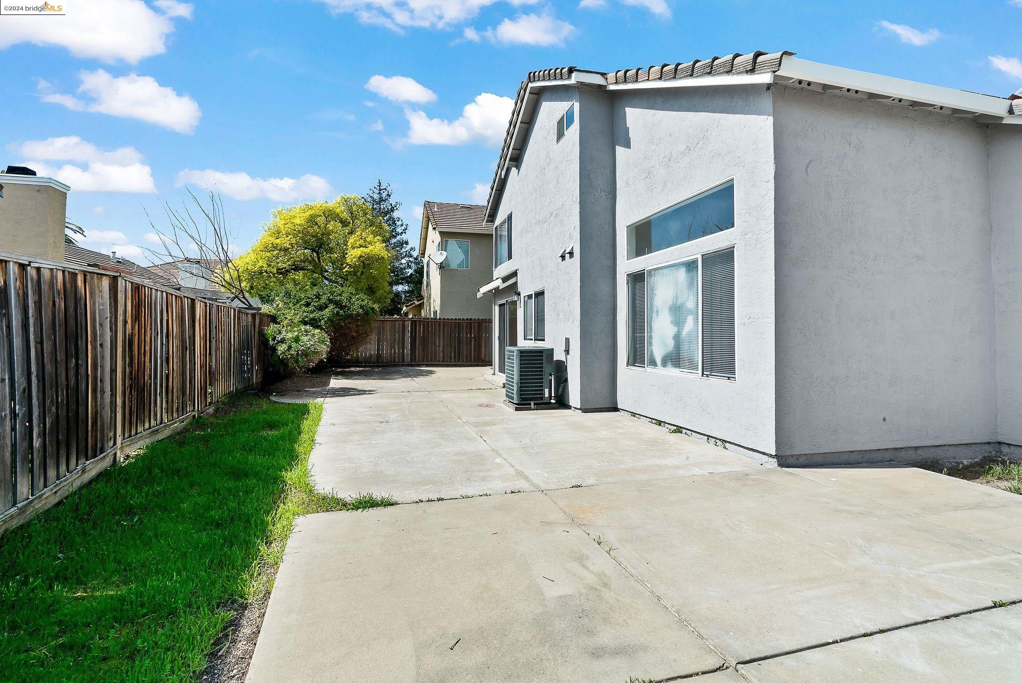 4848 Country Hills Drive