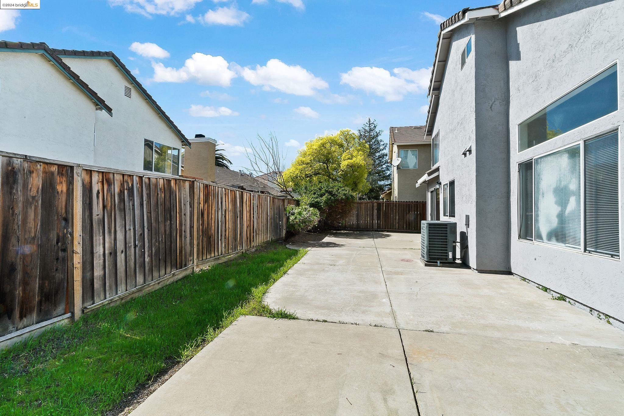 4848 Country Hills Drive