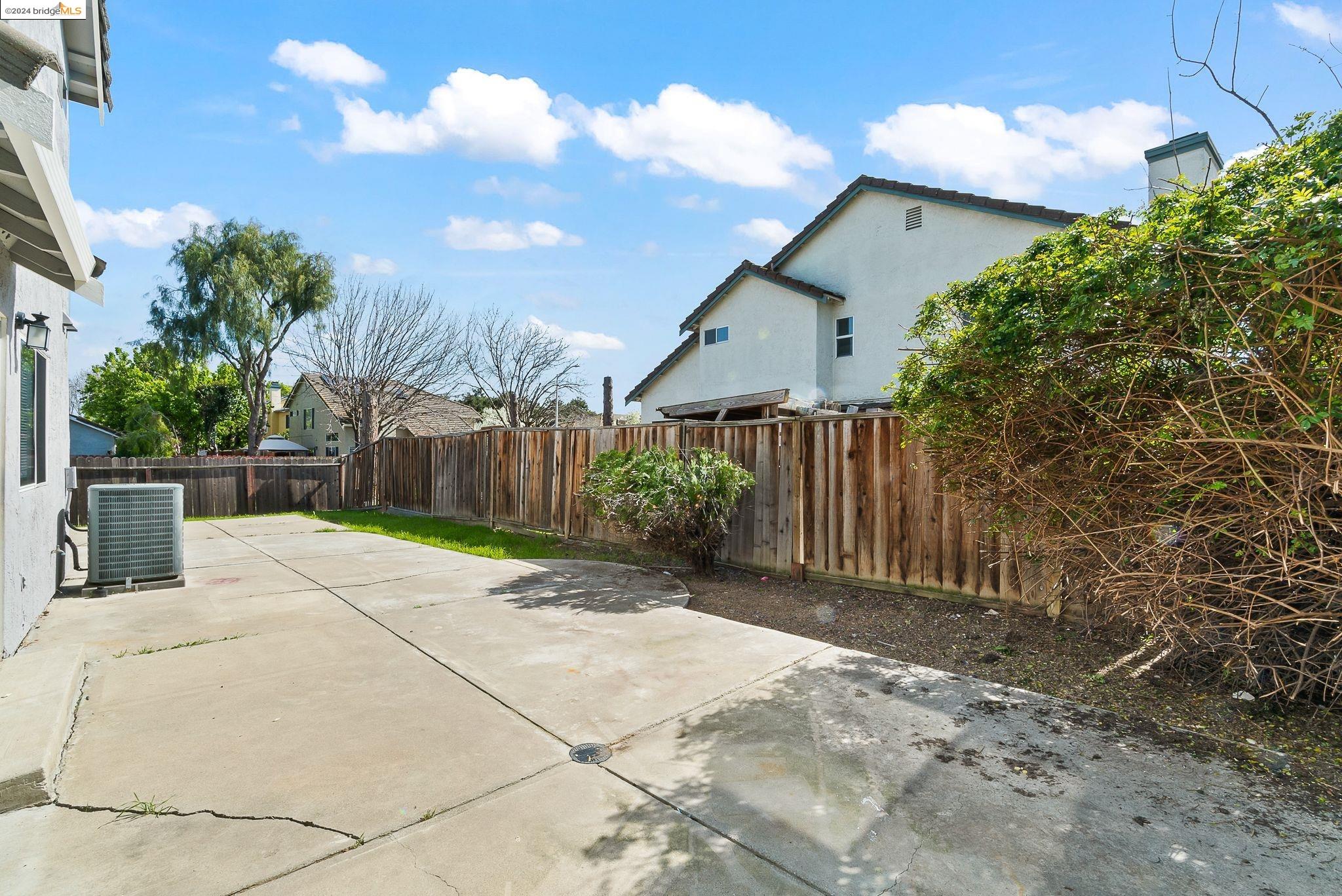 4848 Country Hills Drive