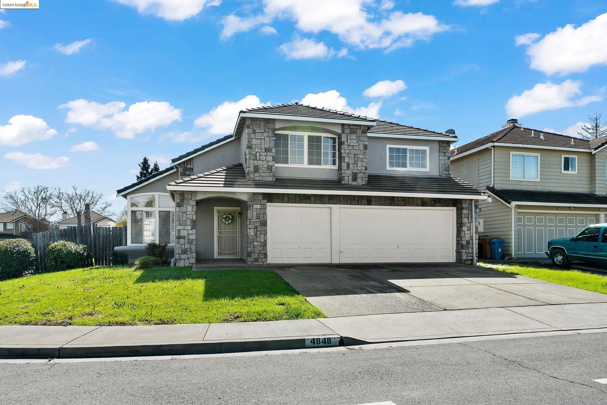 4848 Country Hills Drive
