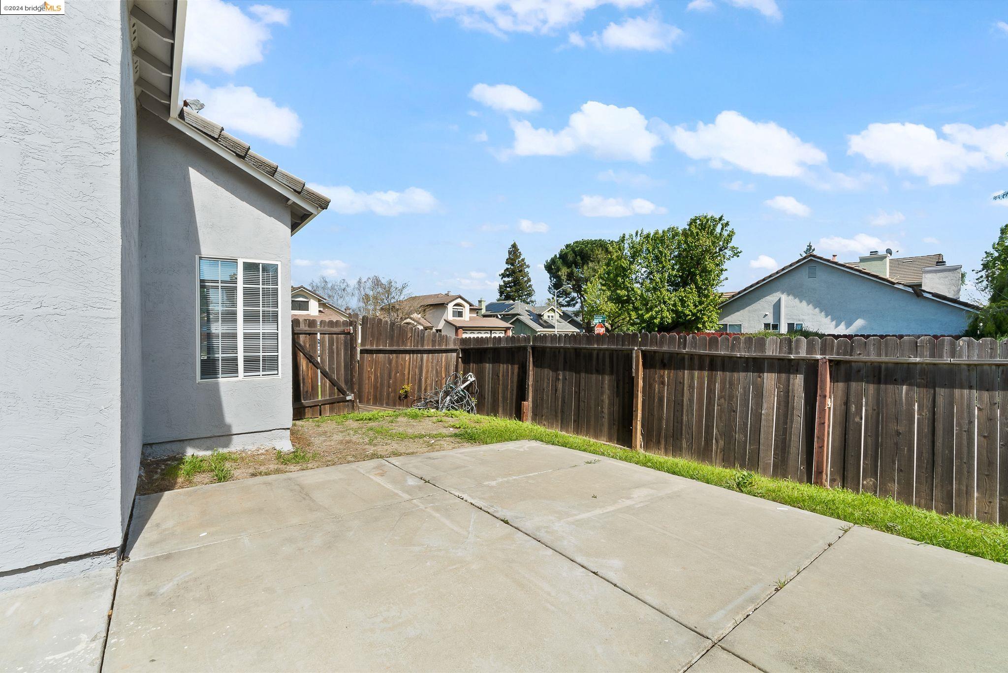 4848 Country Hills Drive