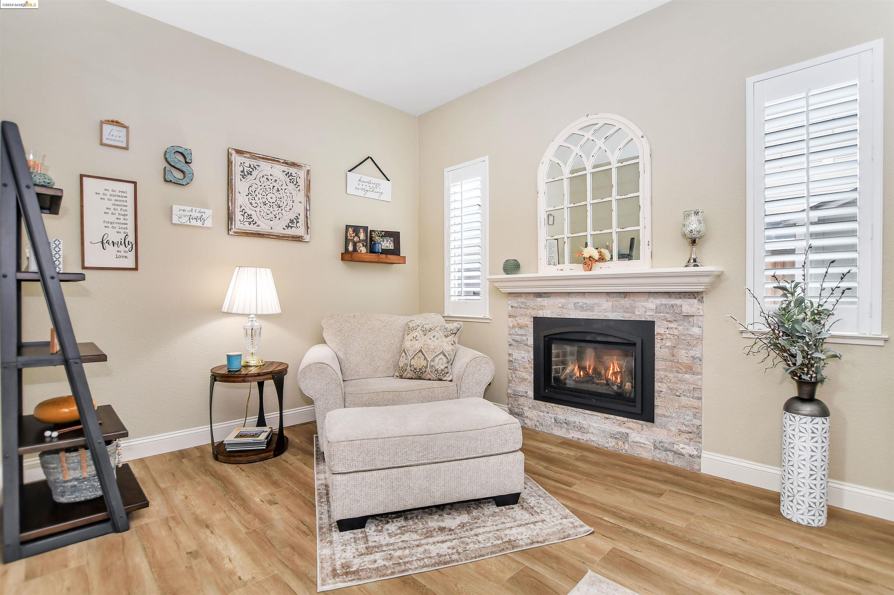 570 Wildrose Way