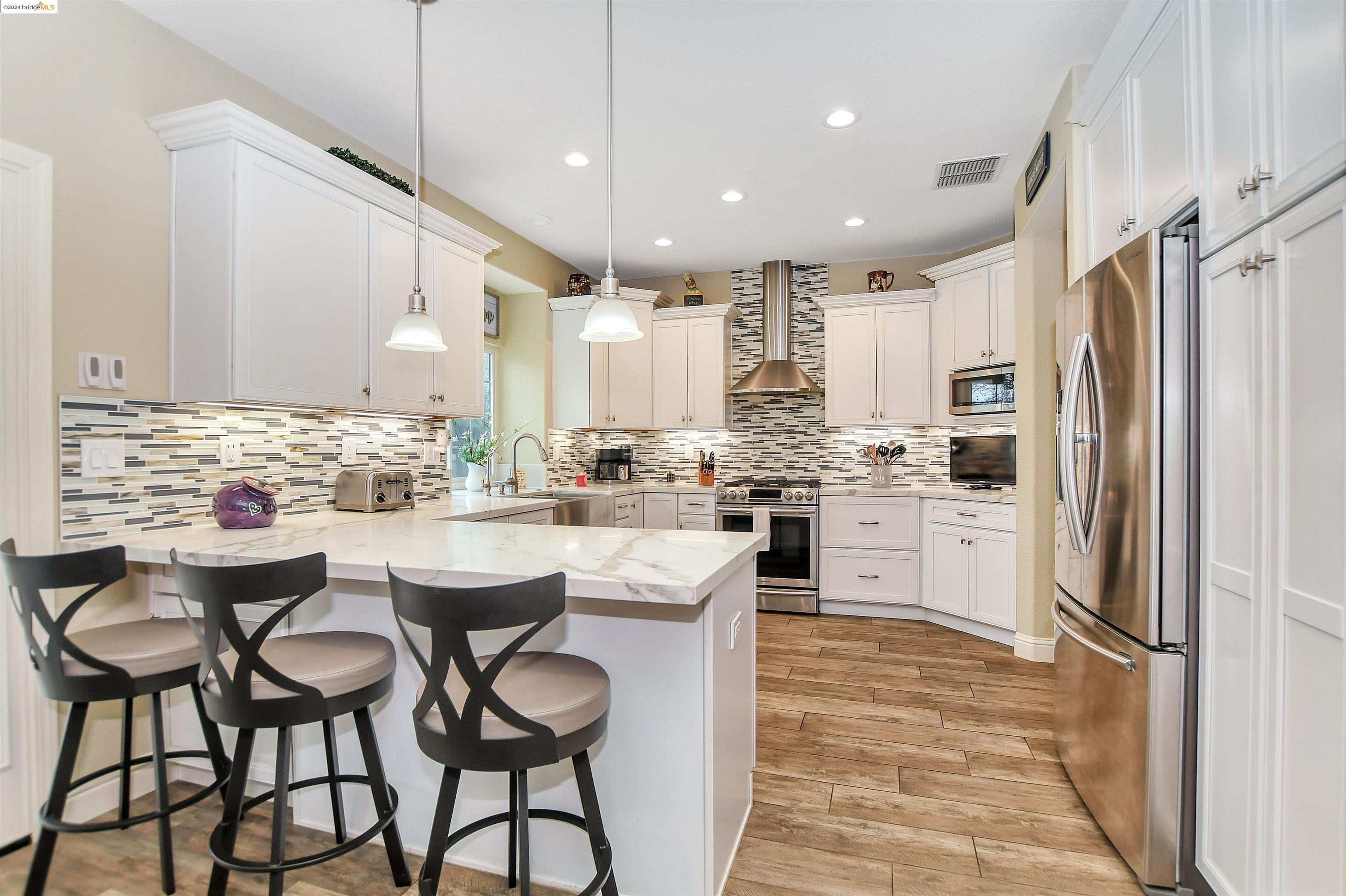 570 Wildrose Way