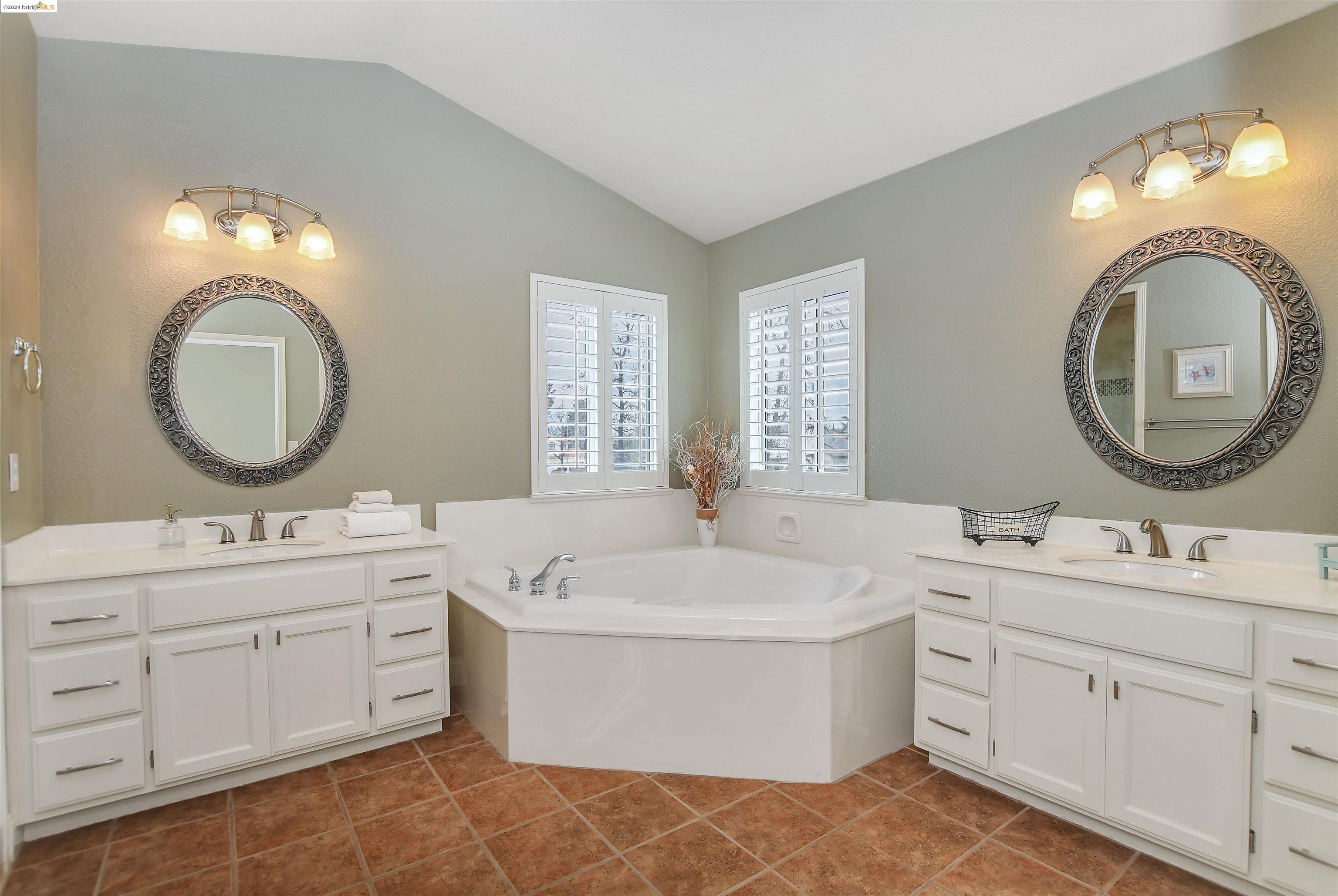 570 Wildrose Way